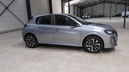 46014_p28 - PEUGEOT - 208 - 2025 46014_p28 - PEUGEOT - 208 - 2025