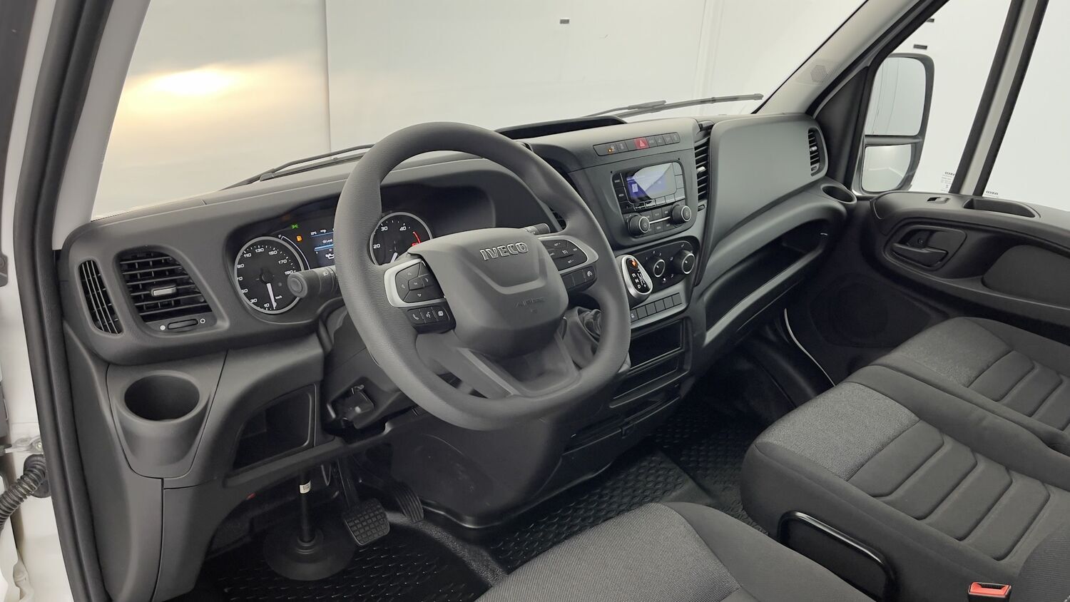 GLI00271711_p53 - IVECO - DAILY - 2025 - photo 6