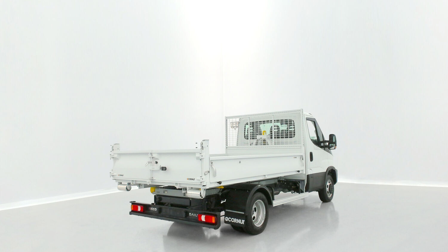 GLI00264449_p53 - IVECO - DAILY - 2025 - photo 20