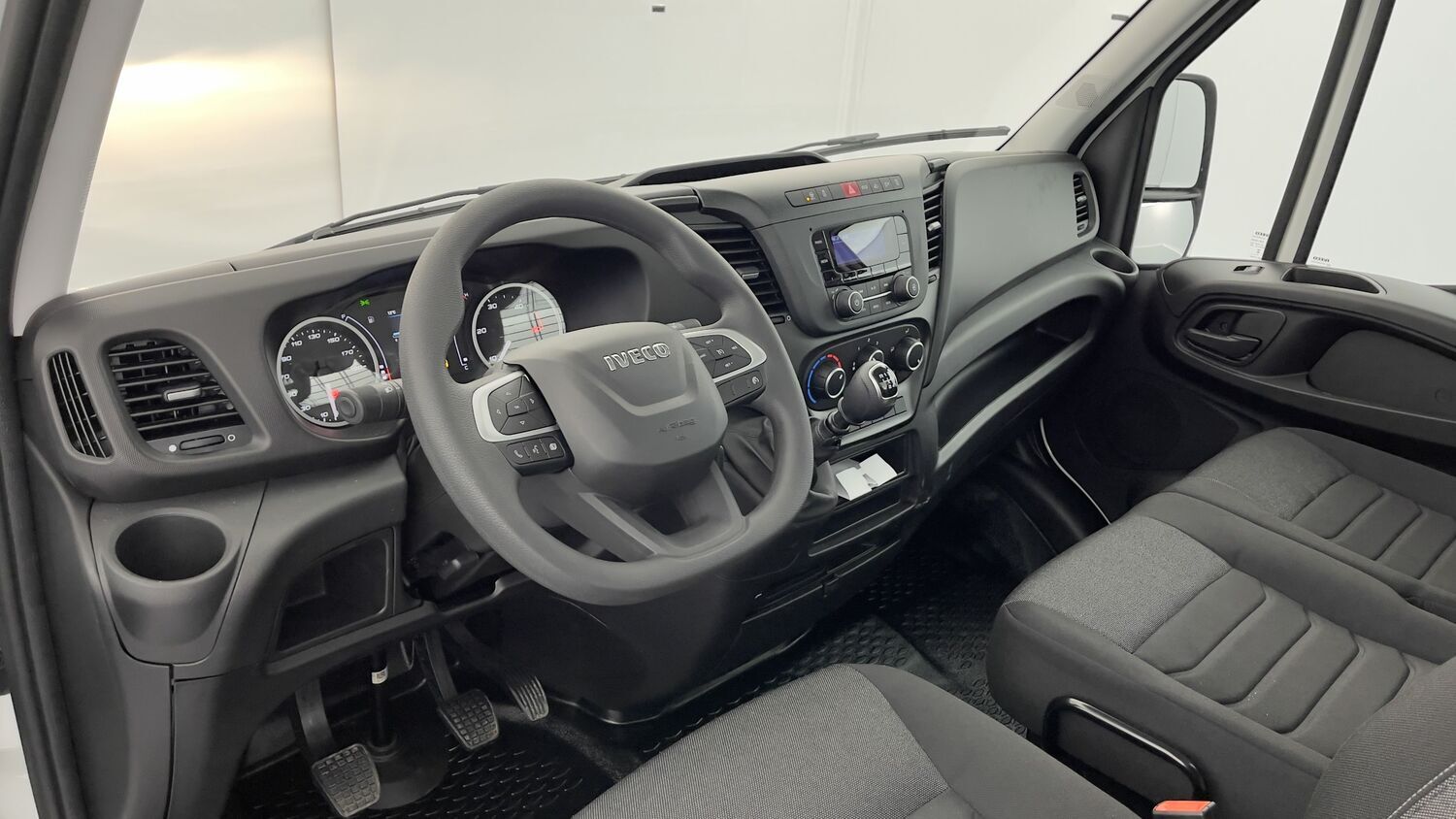 GLI00269137_p53 - IVECO - DAILY - 2025 - photo 6