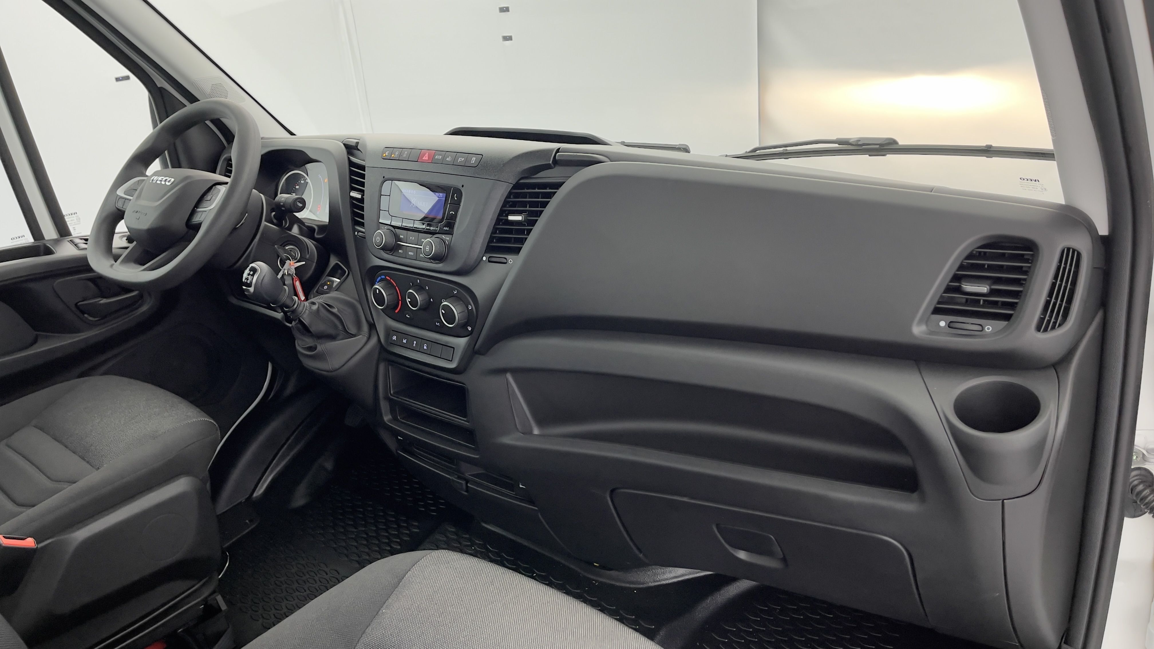 GLI00271626_p53 - IVECO - DAILY - 2025 - photo 7