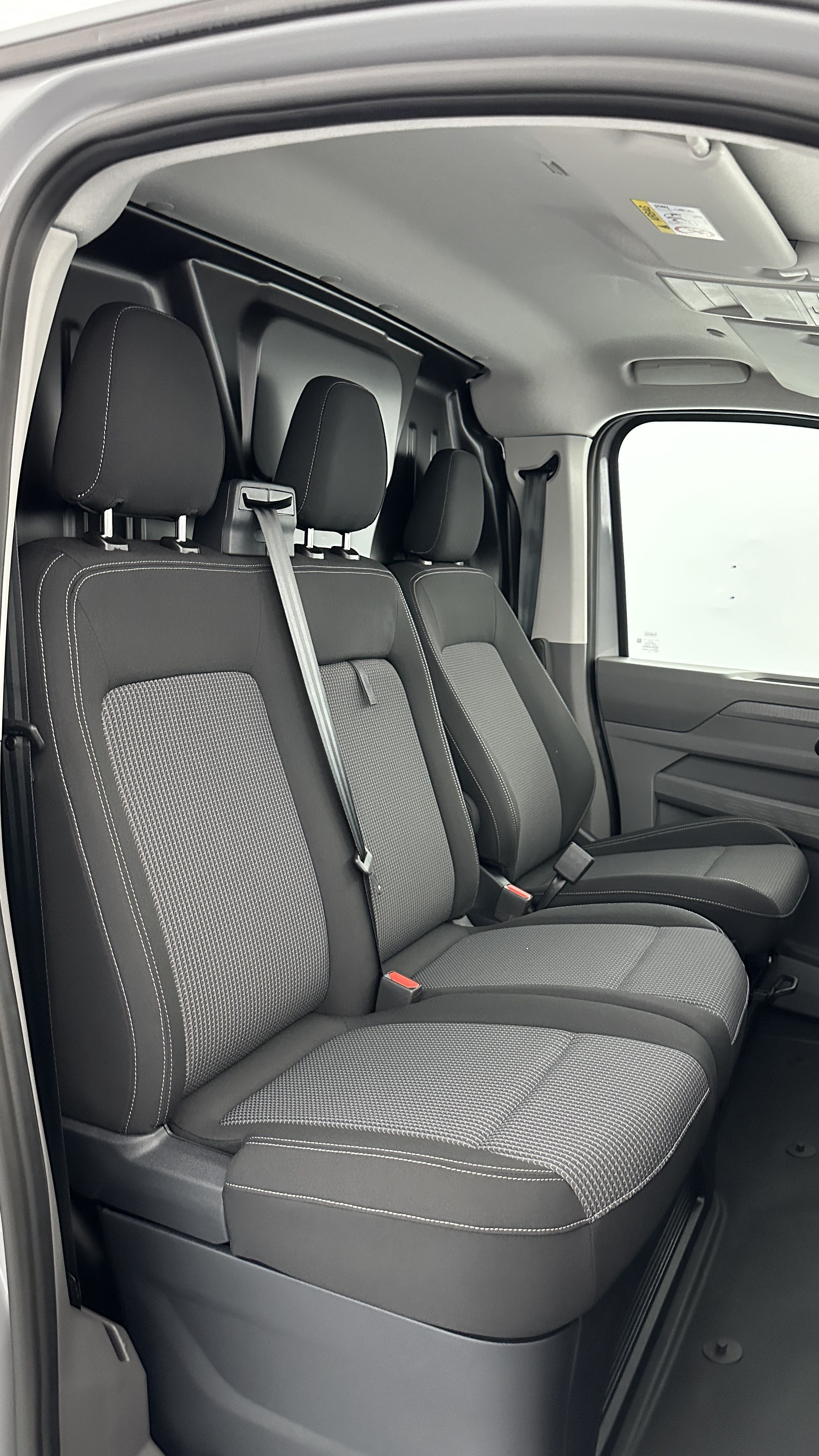 GLI00008067_p53 - VOLKSWAGEN - TRANSPORTER - 2025 - photo 13