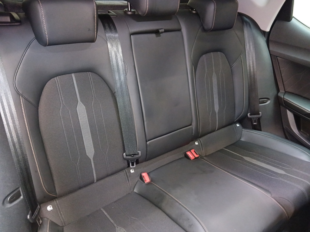 73215_p51 - CUPRA - LEON - 2023 - photo 18