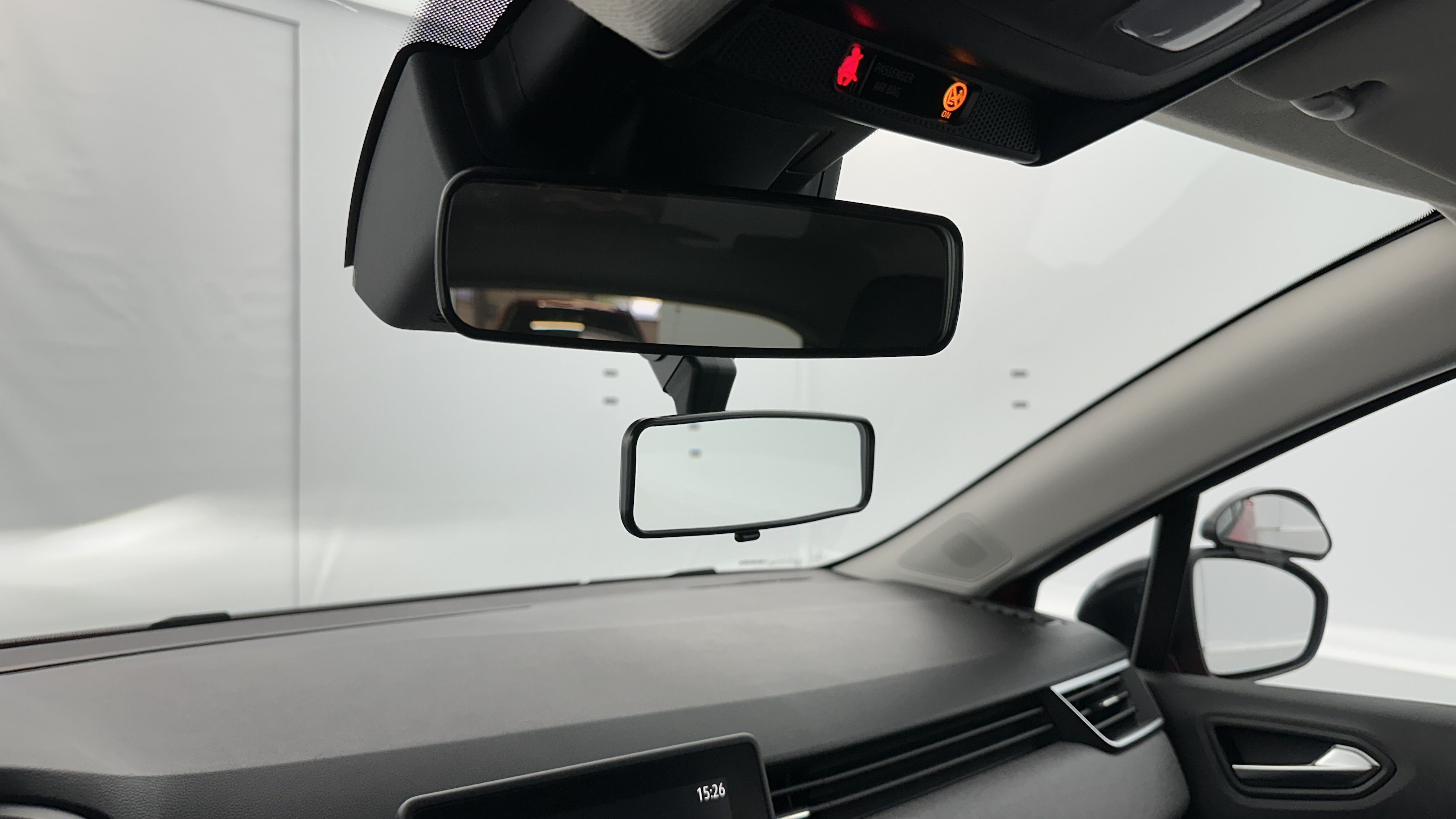 GLI00000575_p53 - RENAULT - CLIO - 2024 - photo 18