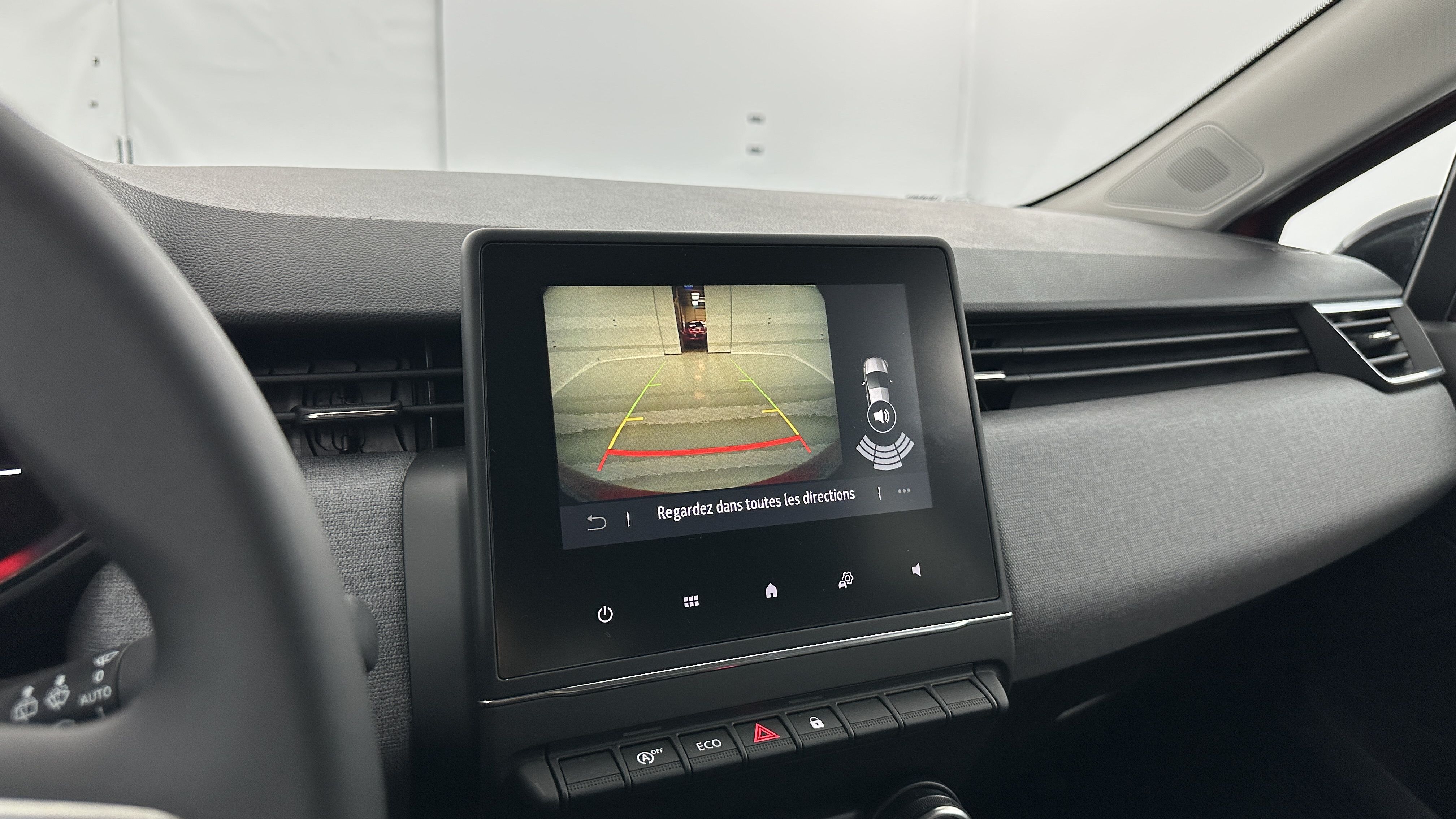 GLI00000575_p53 - RENAULT - CLIO - 2024 - photo 20