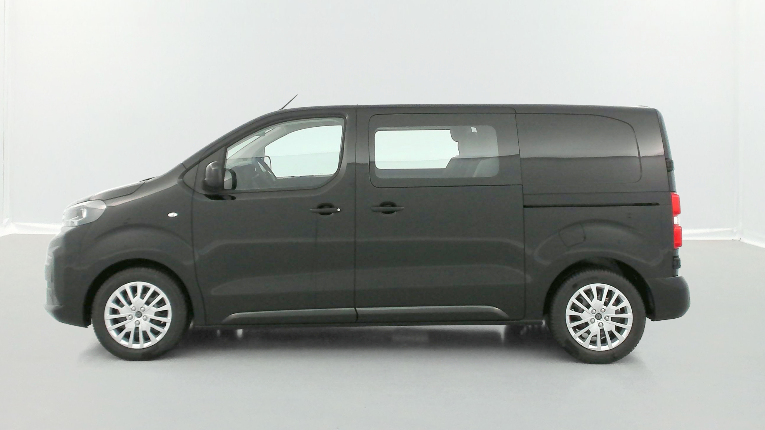 GLI00010258_p53 - PEUGEOT - EXPERT CA - 2025 - photo 4