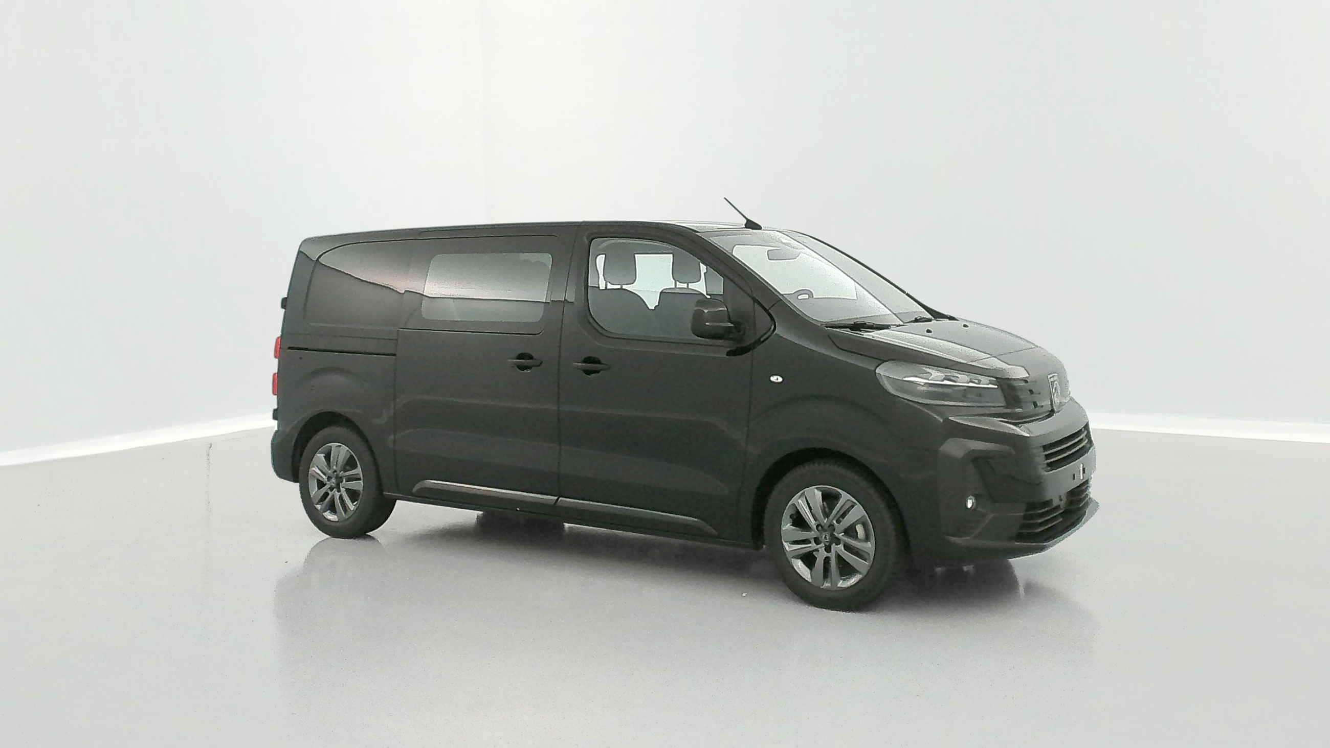 GLI00007632_p53 - PEUGEOT - EXPERT CA - 2025 - photo 25