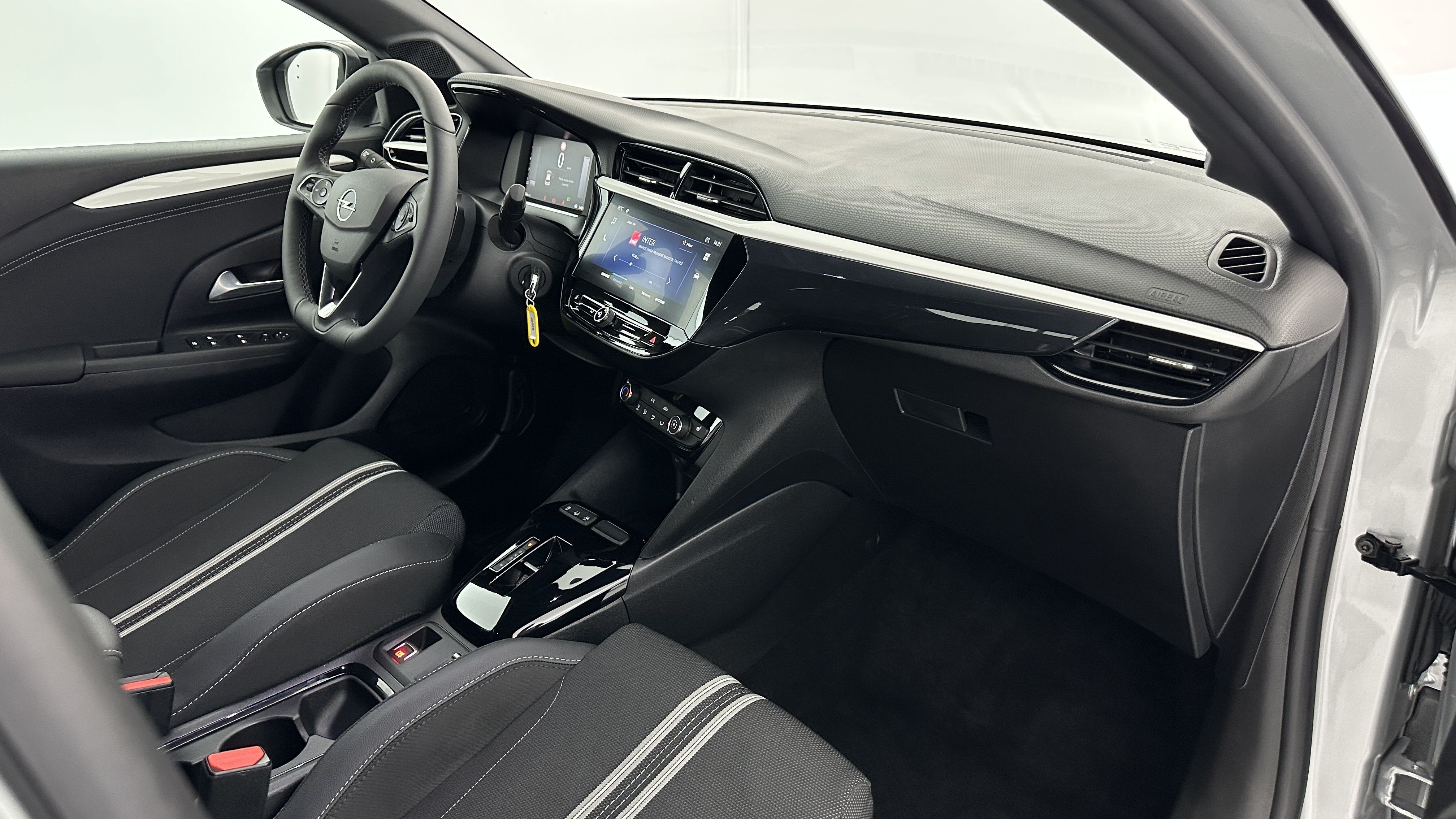 GLI00010129_p53 - OPEL - CORSA - 2025 - photo 8