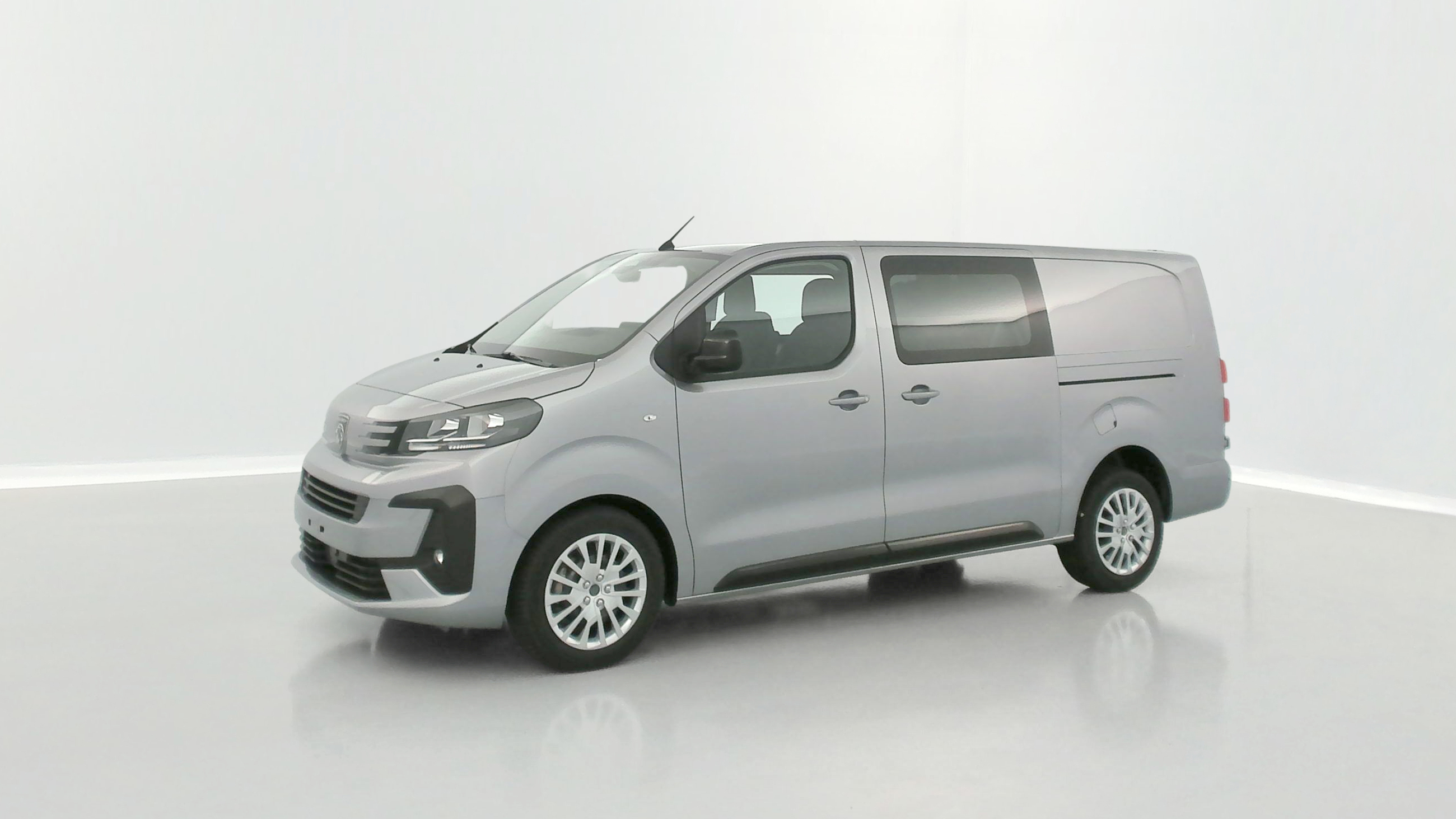 GLI00010618_p53 - PEUGEOT - EXPERT CA - 2025 - photo 20