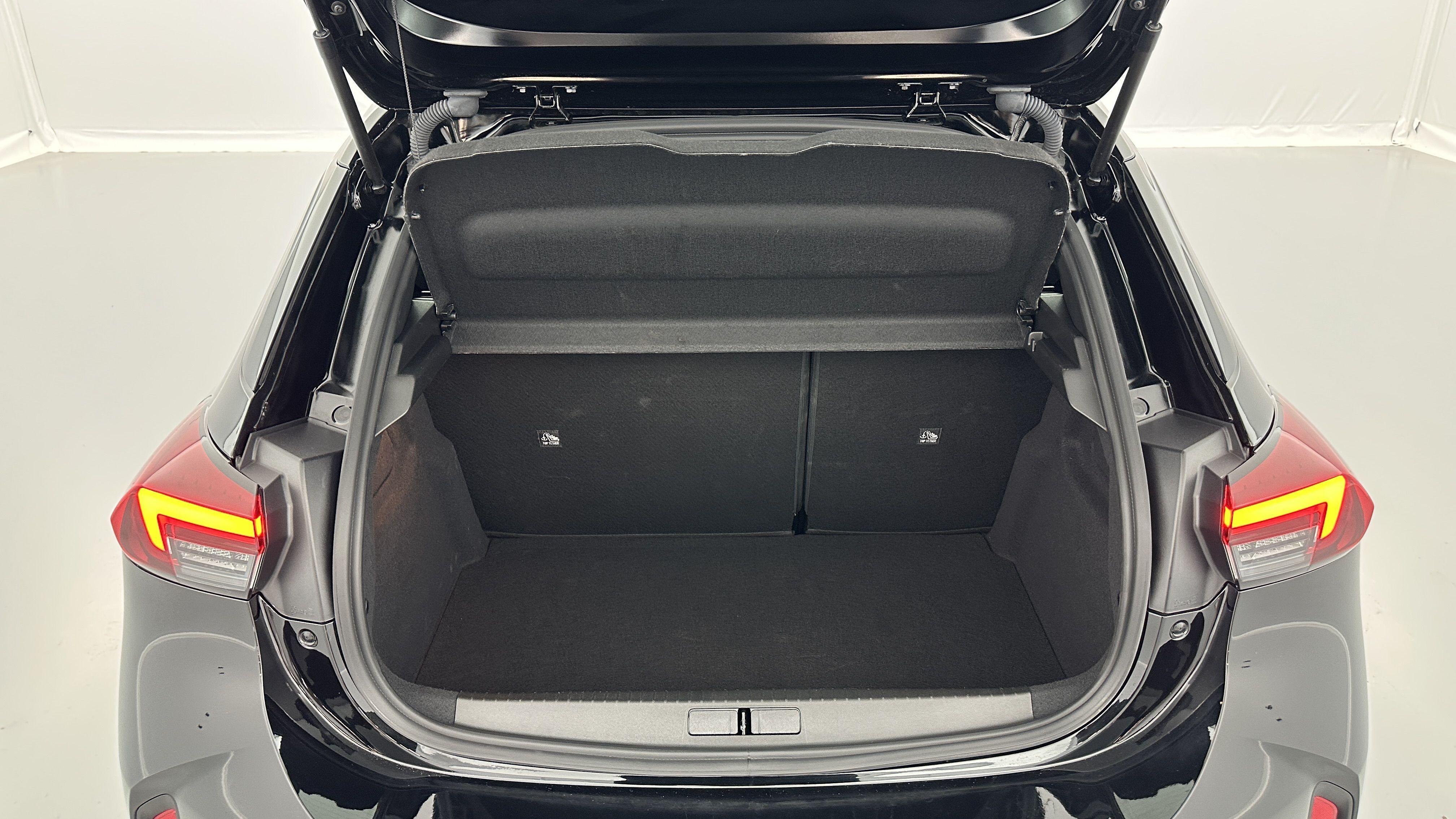 GLI00010128_p53 - OPEL - CORSA - 2025 - photo 10