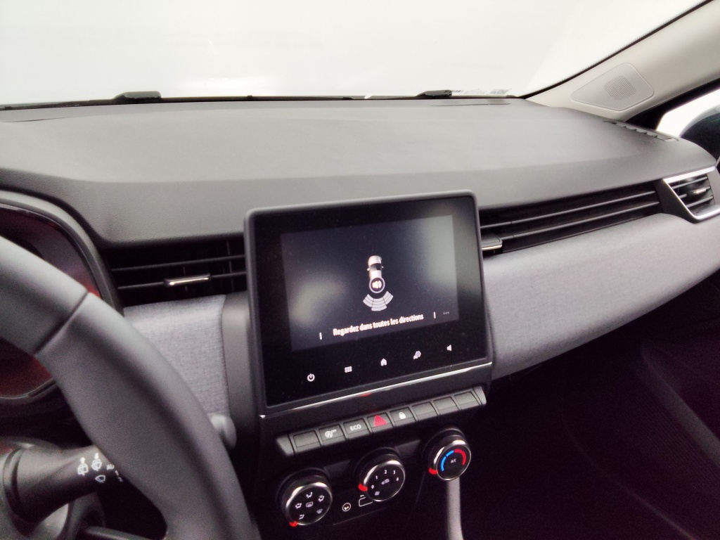 72573_p51 - RENAULT - CLIO - 2025 - photo 6