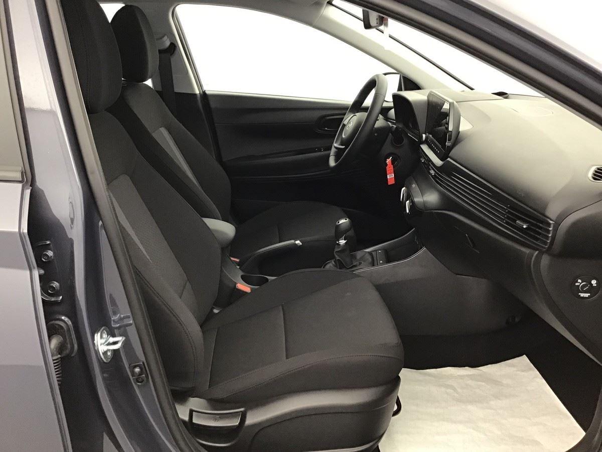 367428_p2 - HYUNDAI - I 20 - 2025 - photo 6