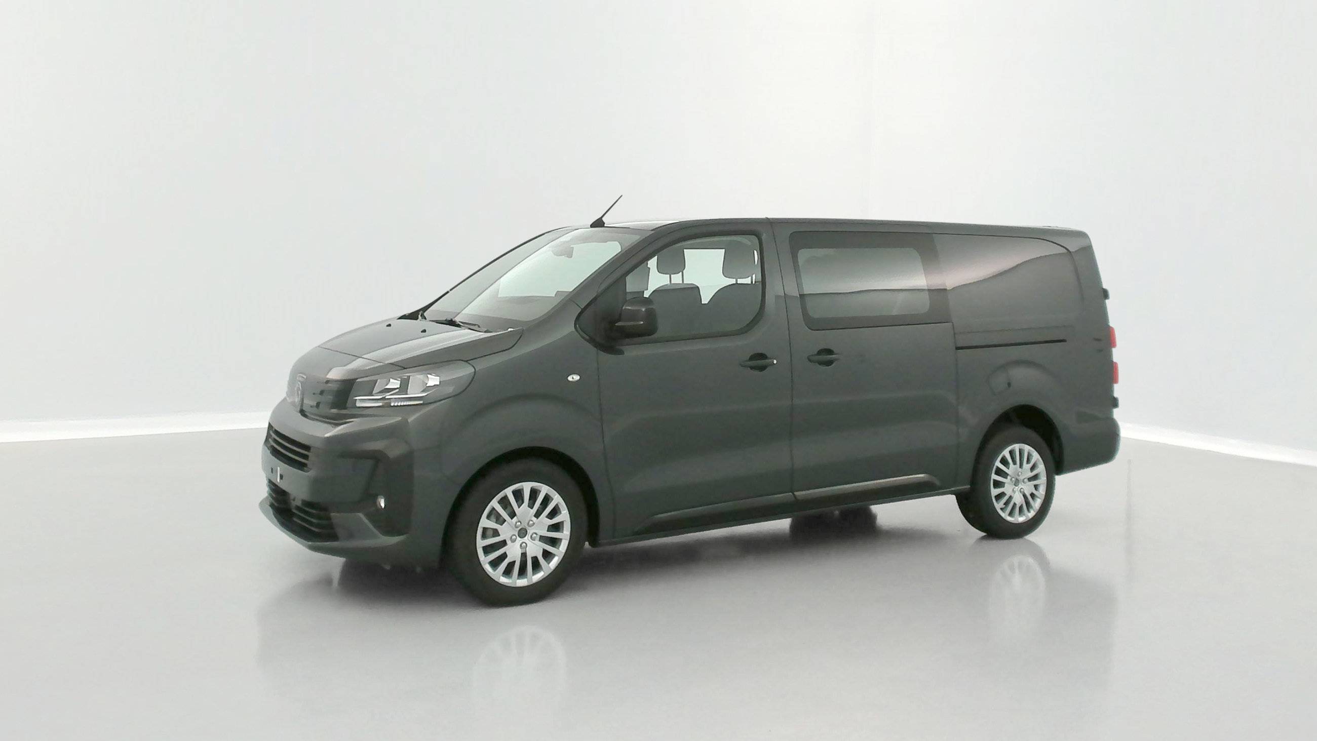 GLI00010615_p53 - PEUGEOT - EXPERT CA - 2025 - photo 20