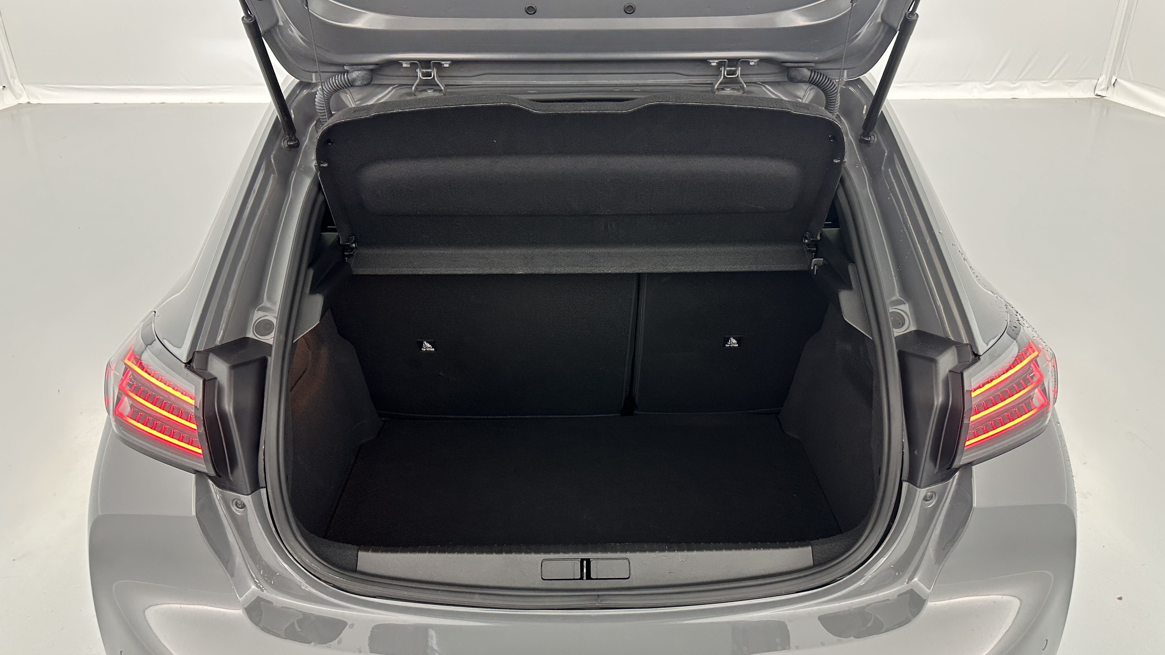 GLI00009332_p53 - PEUGEOT - 208 - 2024 - photo 10