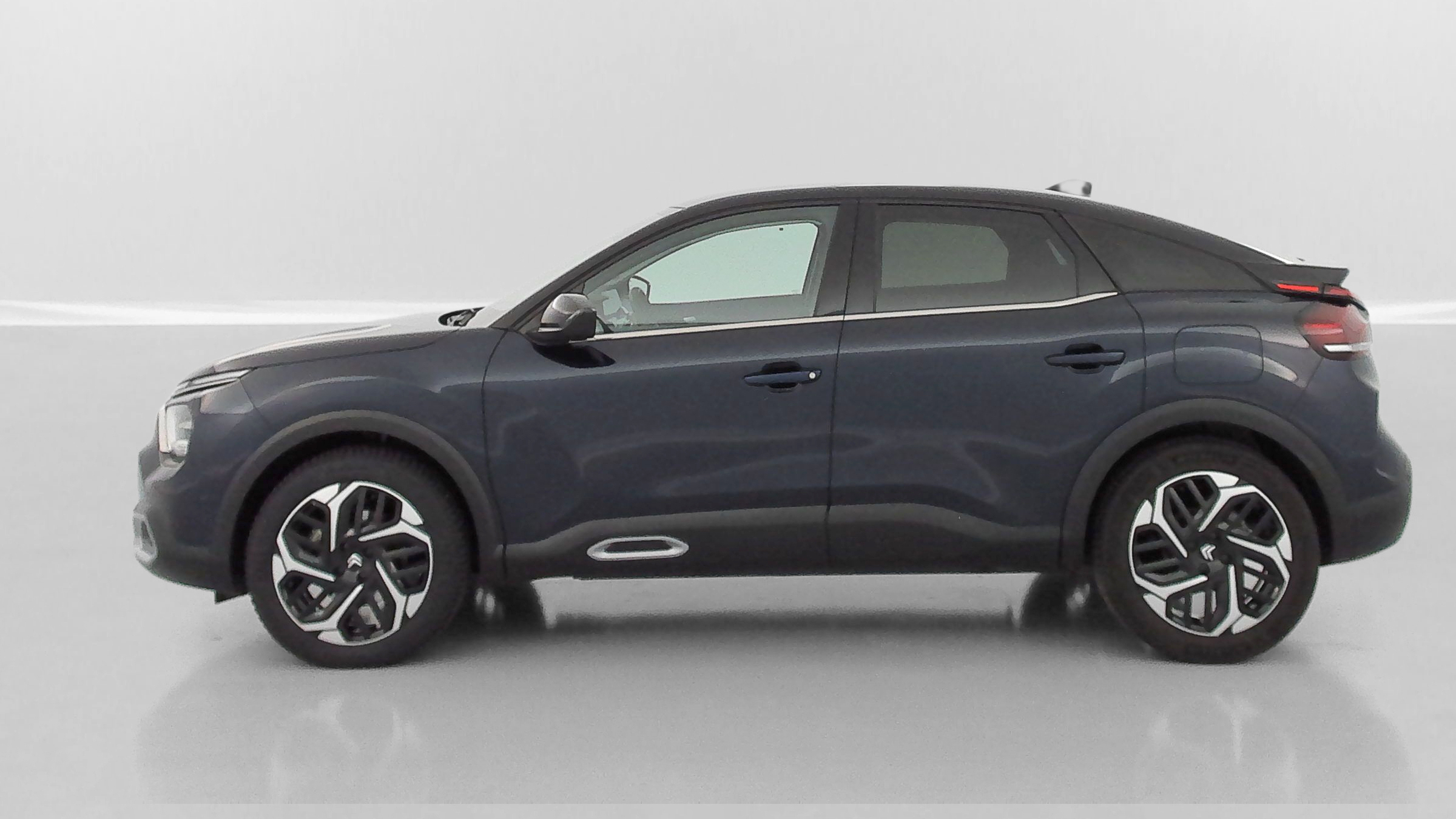 GLI00011077_p53 - CITROEN - C4 - 2024 - photo 4