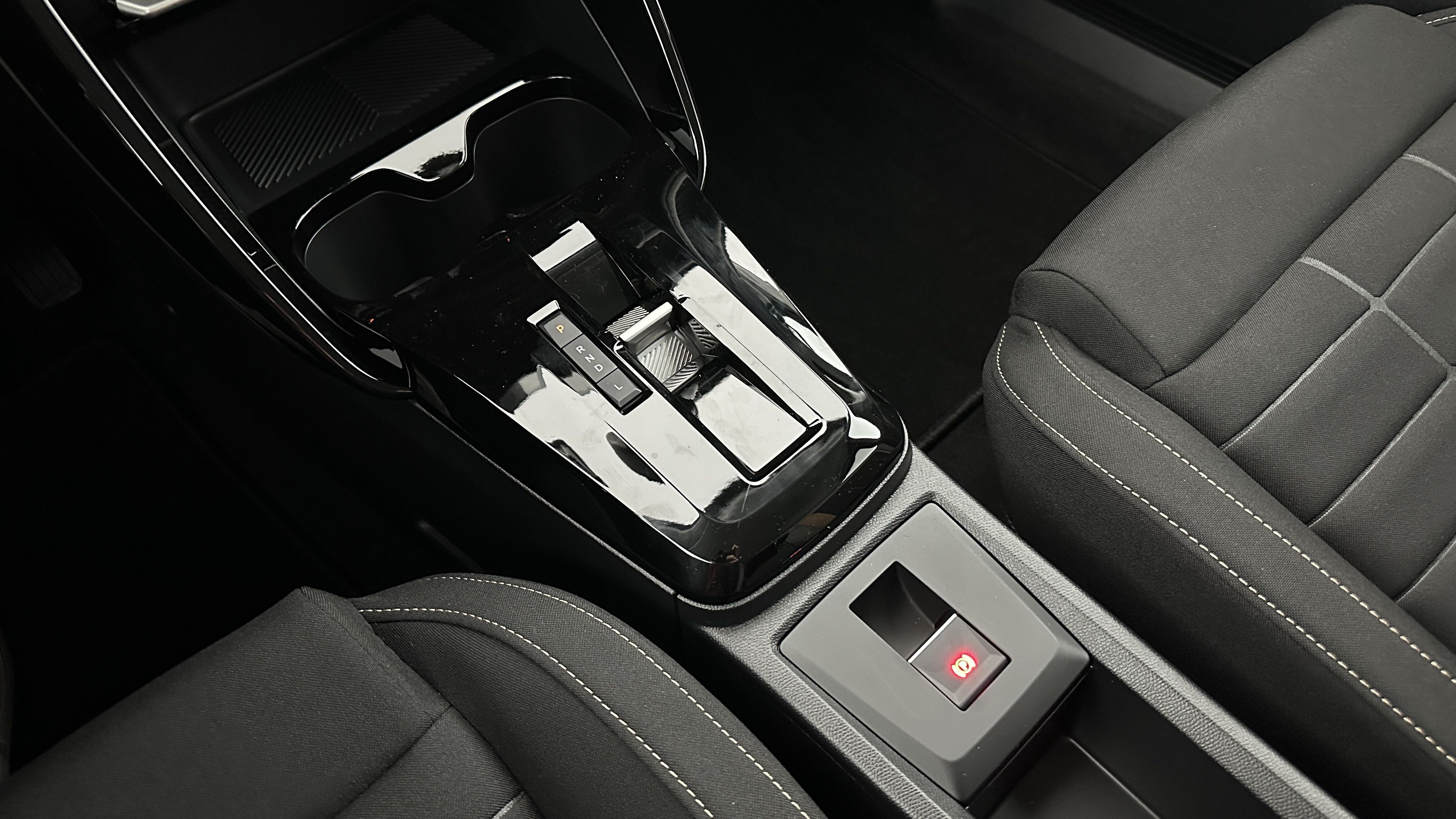 GLI00010201_p53 - CITROEN - C3 AIRCROSS - 2025 - photo 17