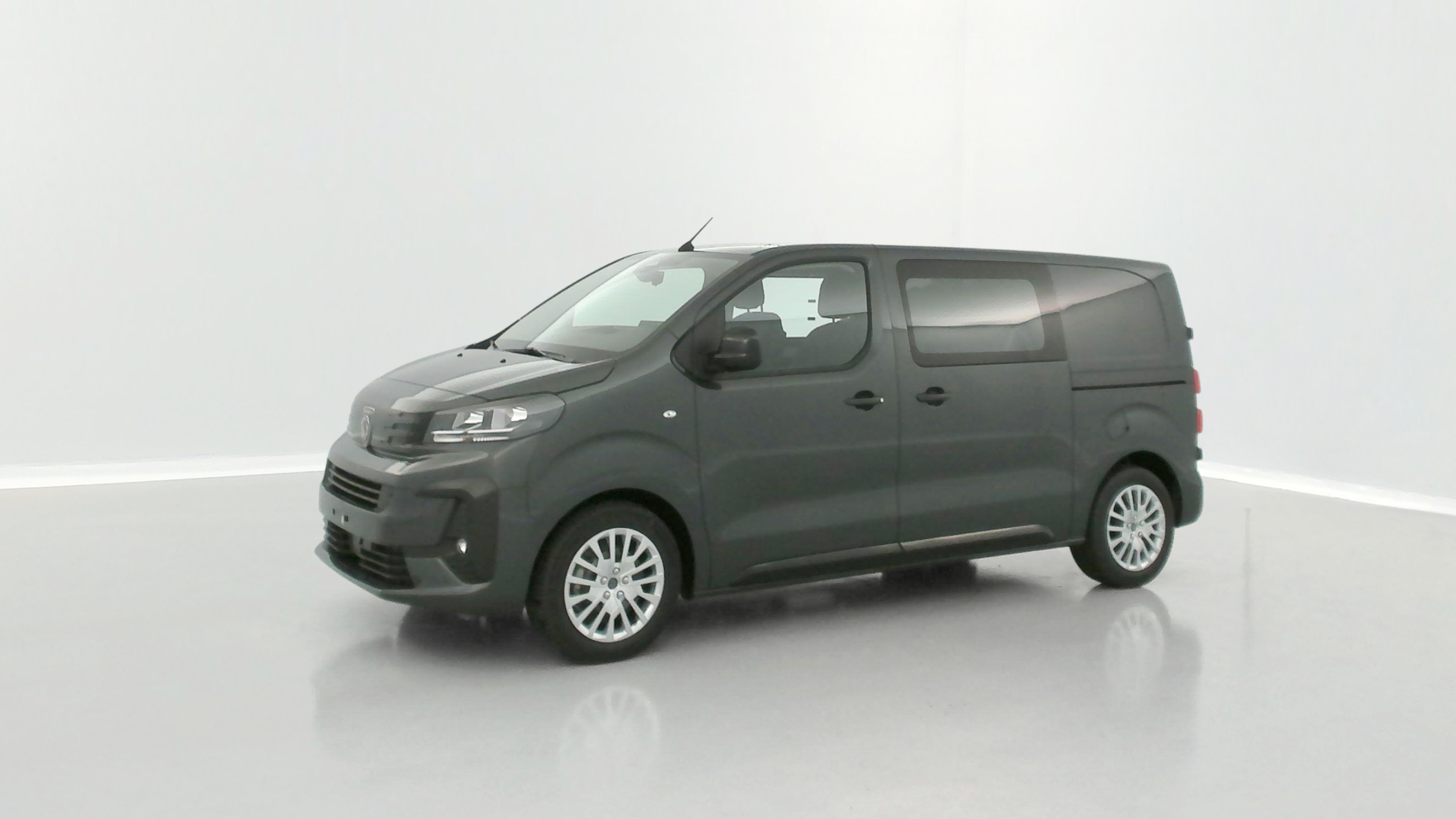 GLI00010301_p53 - PEUGEOT - EXPERT CA - 2025 - photo 19