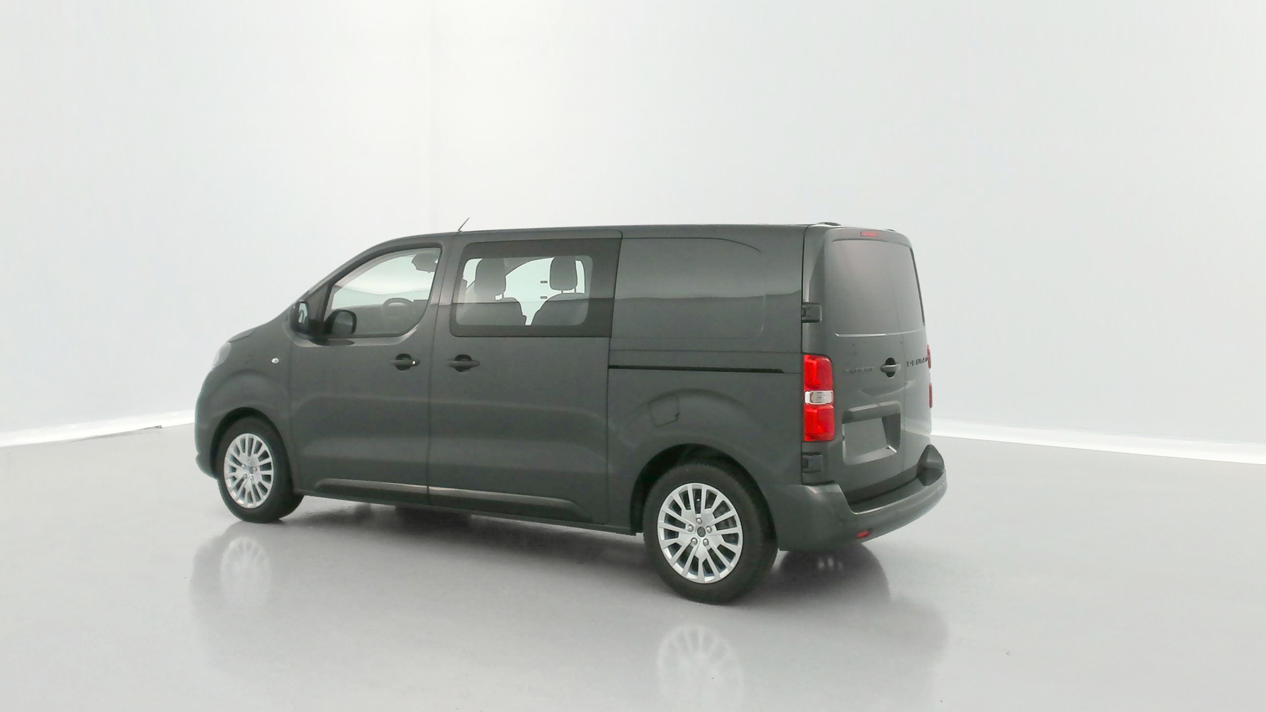 GLI00010301_p53 - PEUGEOT - EXPERT CA - 2025 - photo 20