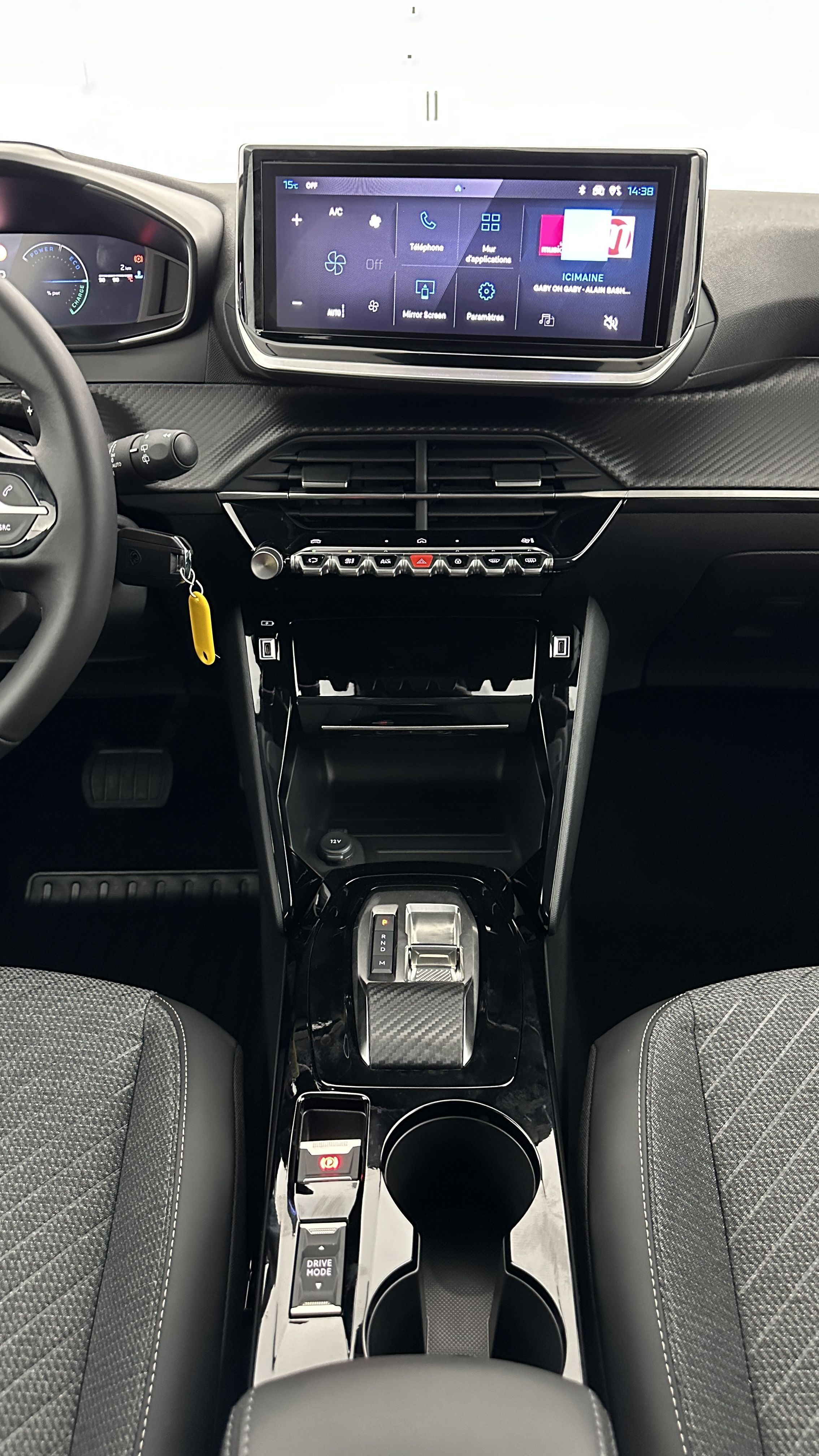 GLI00009520_p53 - PEUGEOT - 208 - 2025 - photo 15