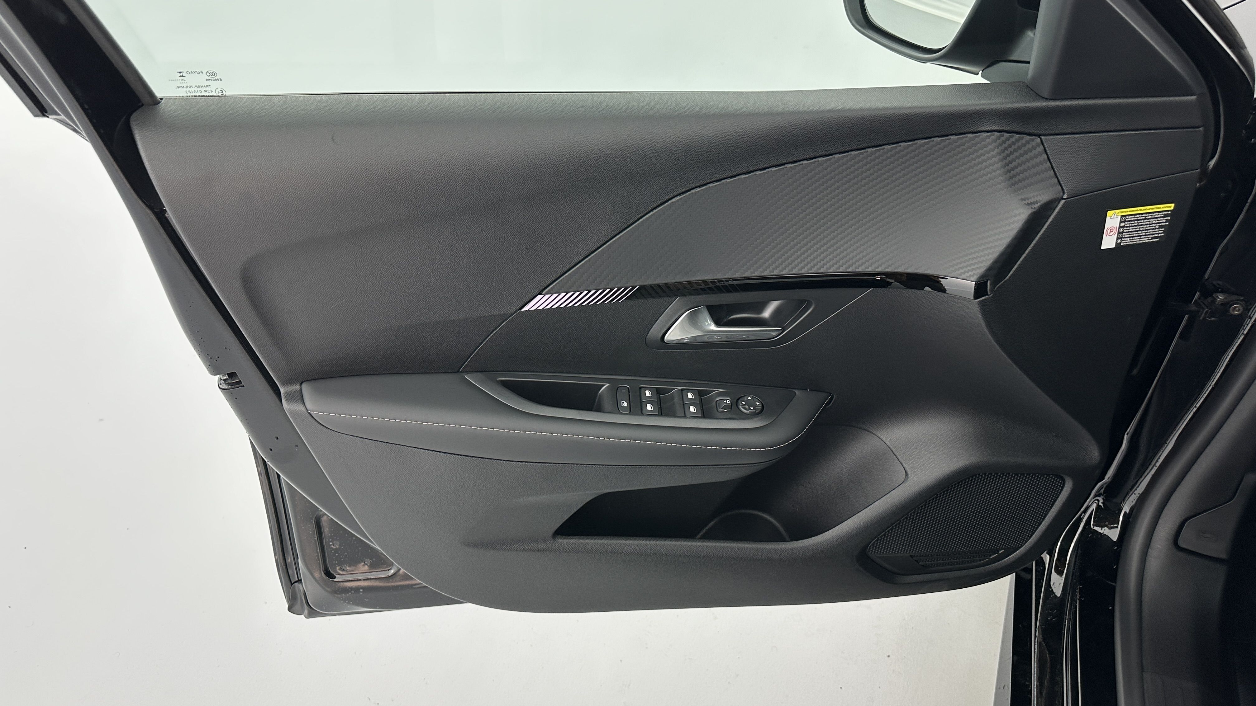 GLI00009591_p53 - PEUGEOT - 208 - 2025 - photo 12