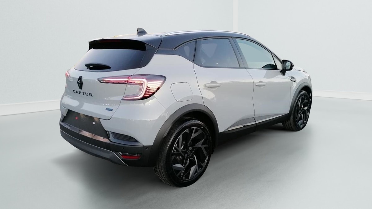 361638_p2 - RENAULT - CAPTUR - 2025 - photo 4