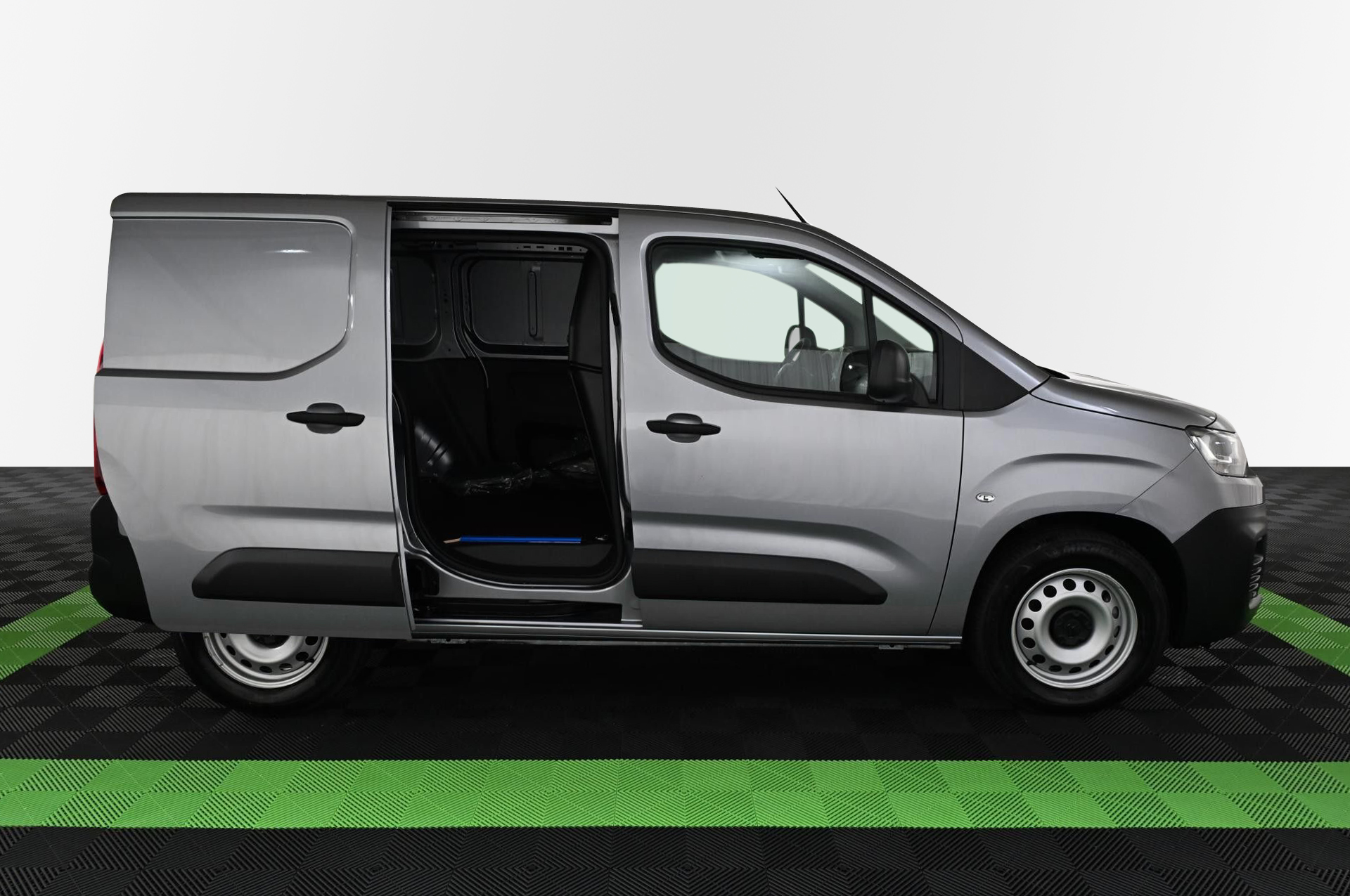 18900_p35 - CITROEN - BERLINGO - 2024 - photo 8