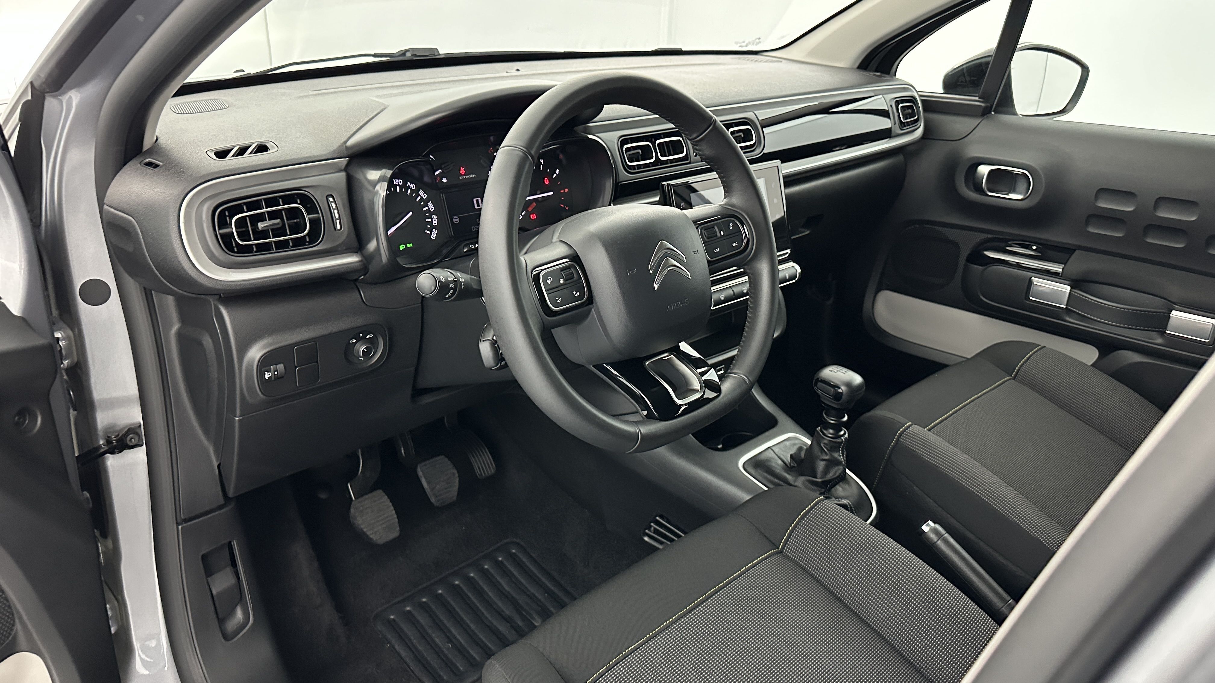 GLI00009855_p53 - CITROEN - C3 - 2024 - photo 6