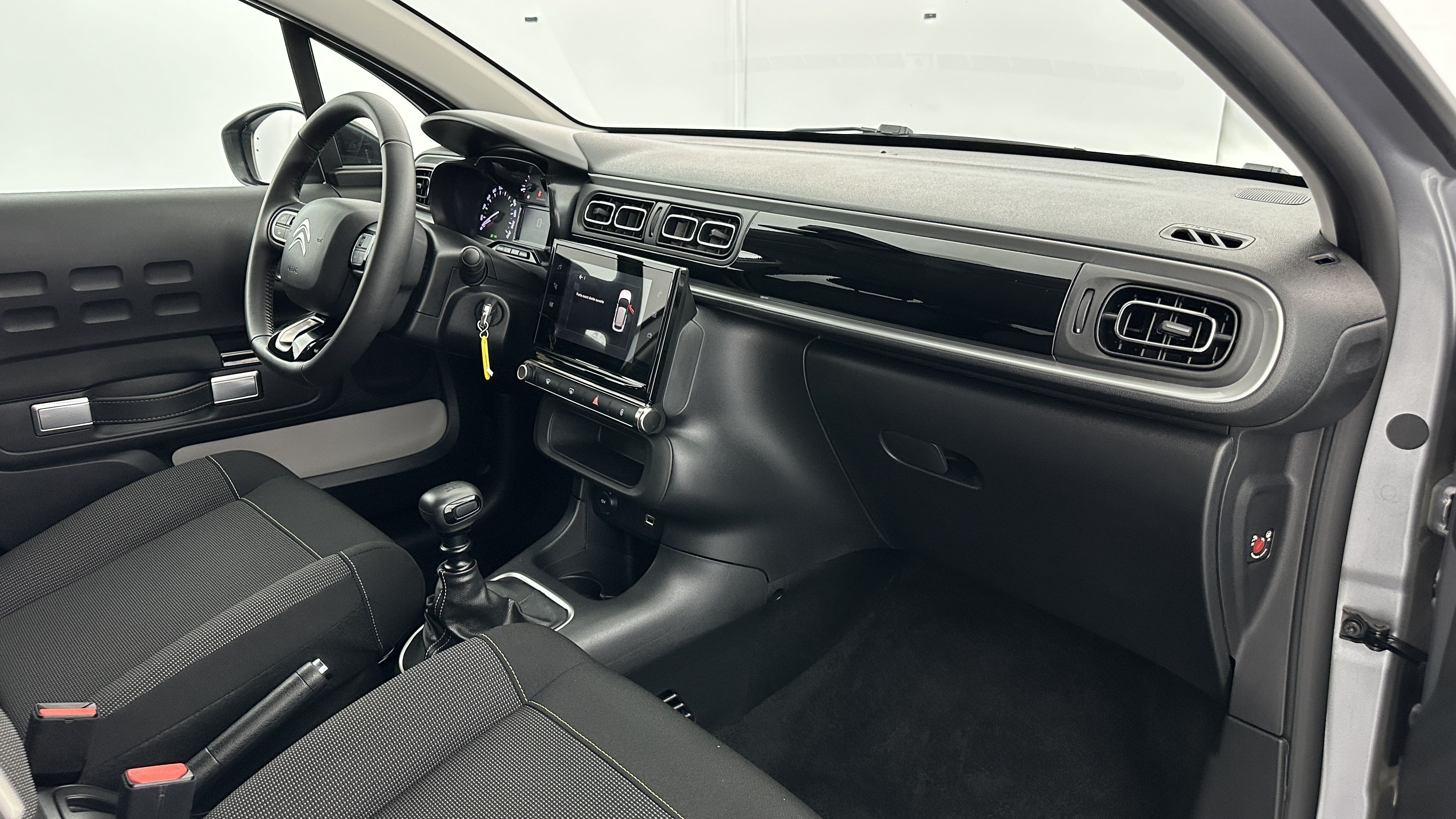 GLI00009855_p53 - CITROEN - C3 - 2024 - photo 8