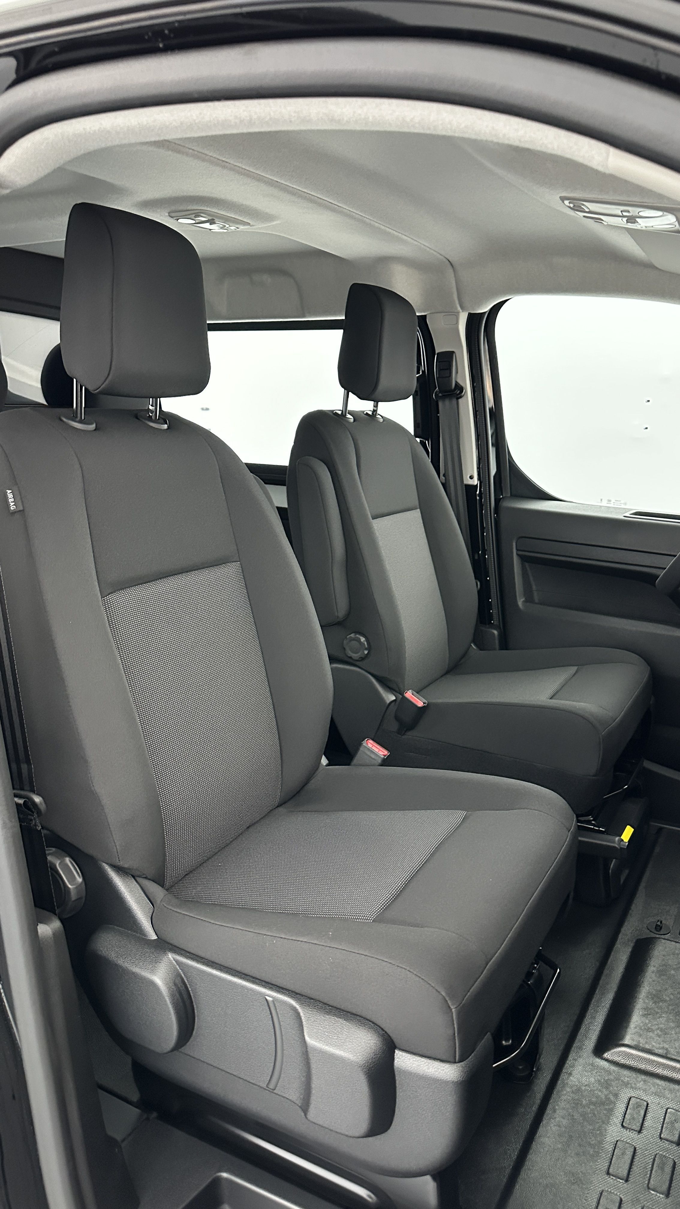 GLI00010628_p53 - PEUGEOT - EXPERT CA - 2025 - photo 13