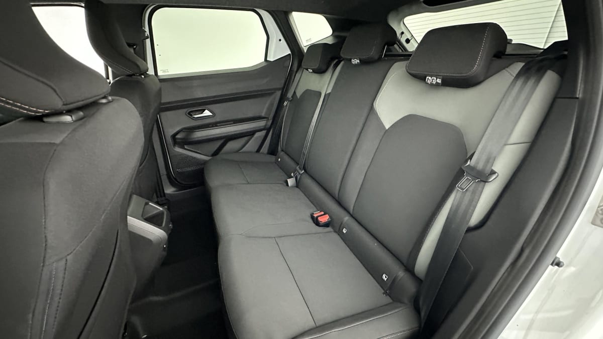 350761_p2 - DACIA - DUSTER - 2025 - photo 9