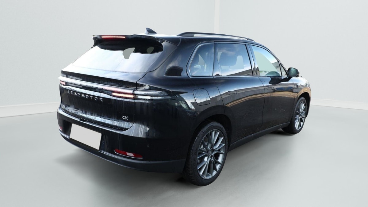 369689_p2 - LEAPMOTOR - C10 - 2025 - photo 3