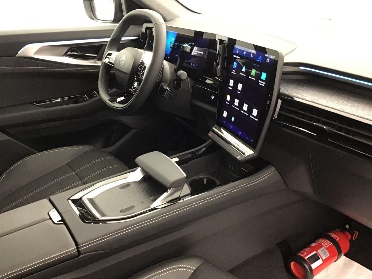 369849_p2 - RENAULT - AUSTRAL - 2025 - photo 8