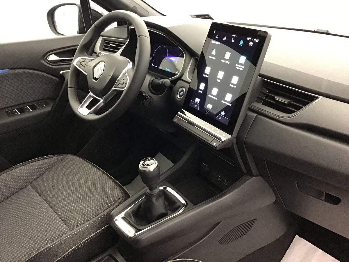 369840_p2 - RENAULT - CAPTUR - 2025 - photo 8