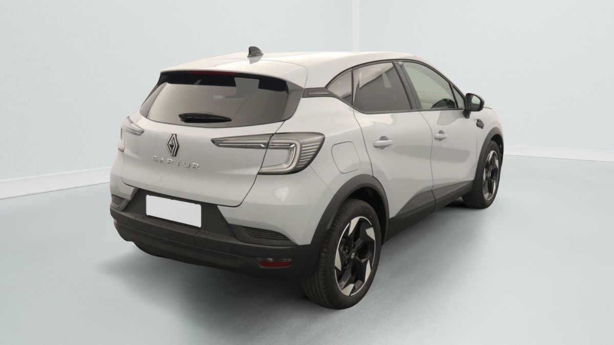369832_p2 - RENAULT - CAPTUR - 2025 - photo 2