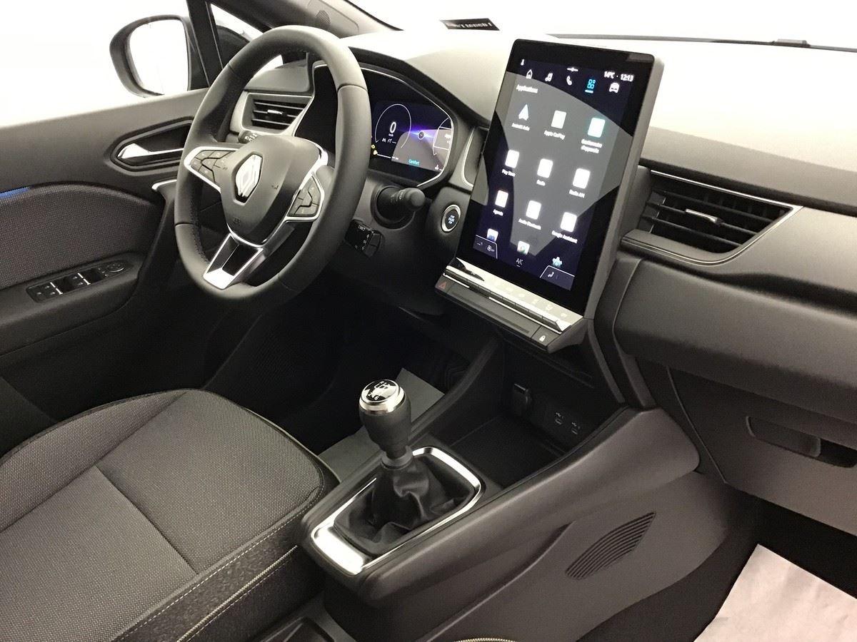 369837_p2 - RENAULT - CAPTUR - 2025 - photo 8