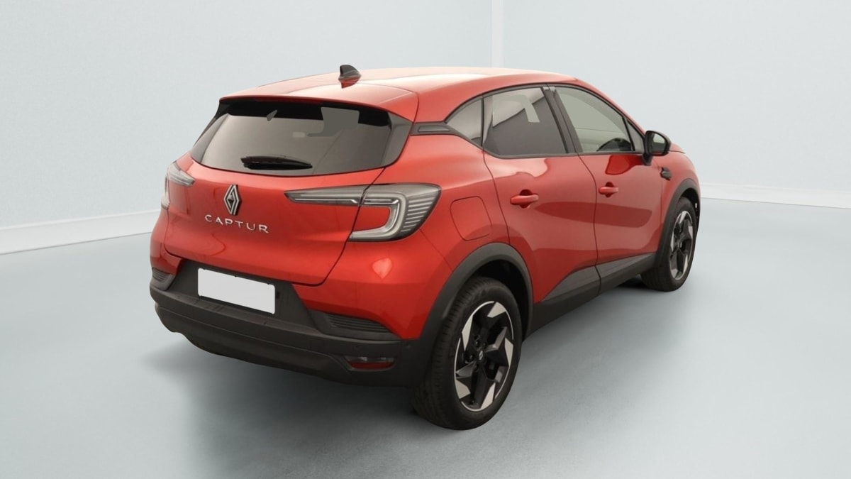 369829_p2 - RENAULT - CAPTUR - 2025 - photo 2