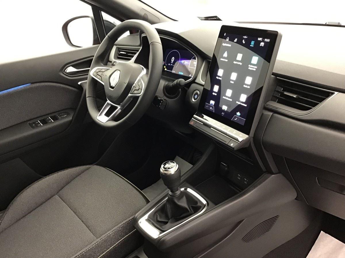 369829_p2 - RENAULT - CAPTUR - 2025 - photo 8