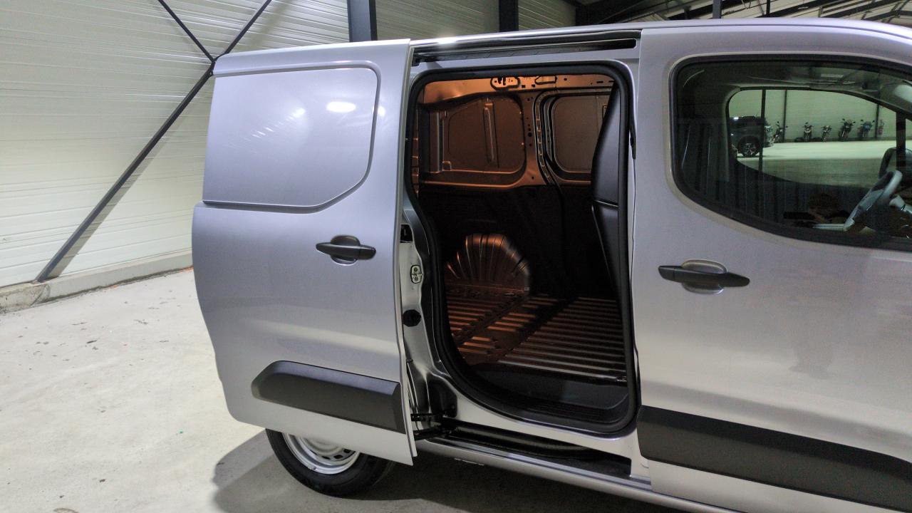 46745_p28 - PEUGEOT - PARTNER - 2025 - photo 6