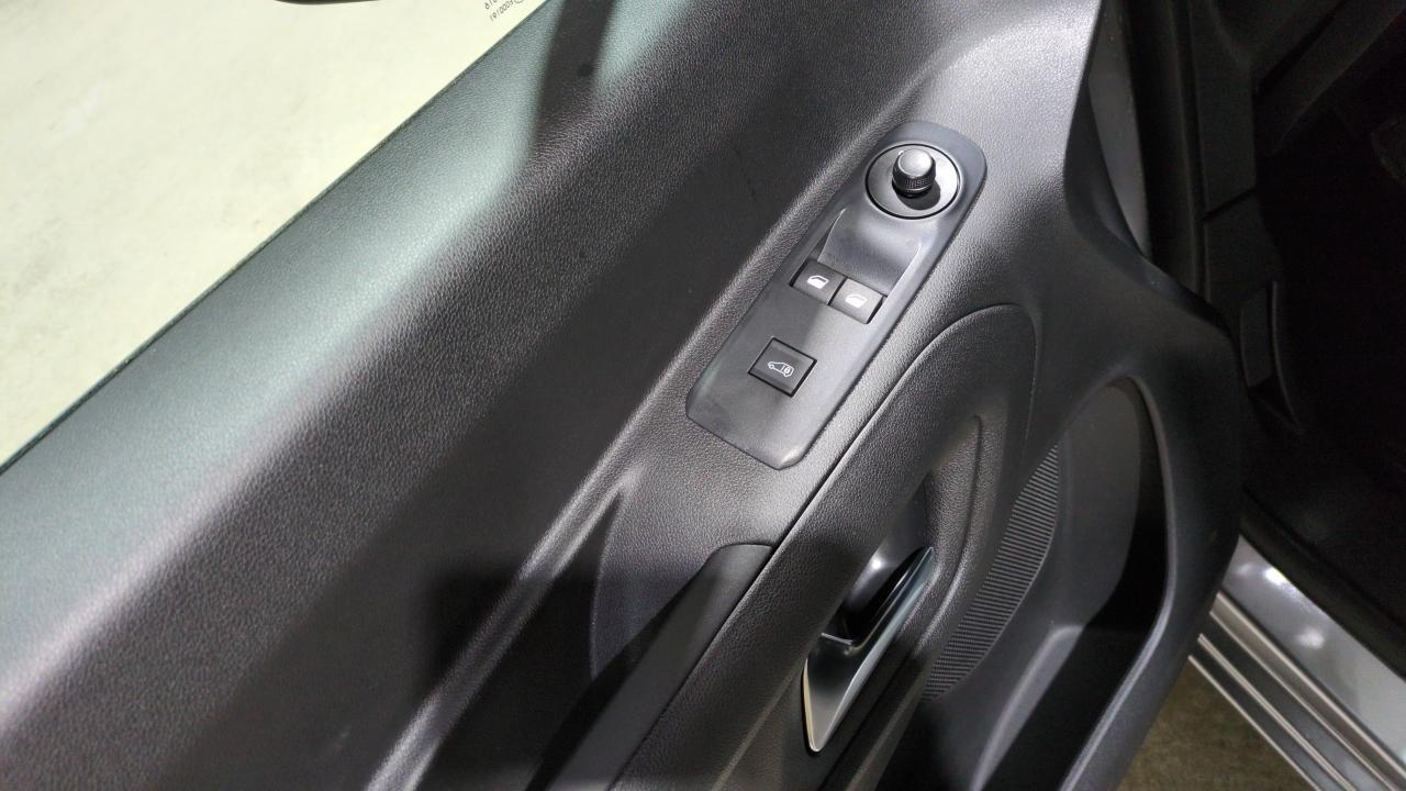 46745_p28 - PEUGEOT - PARTNER - 2025 - photo 8