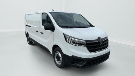 356996_p2 - RENAULT - TRAFIC - 2025