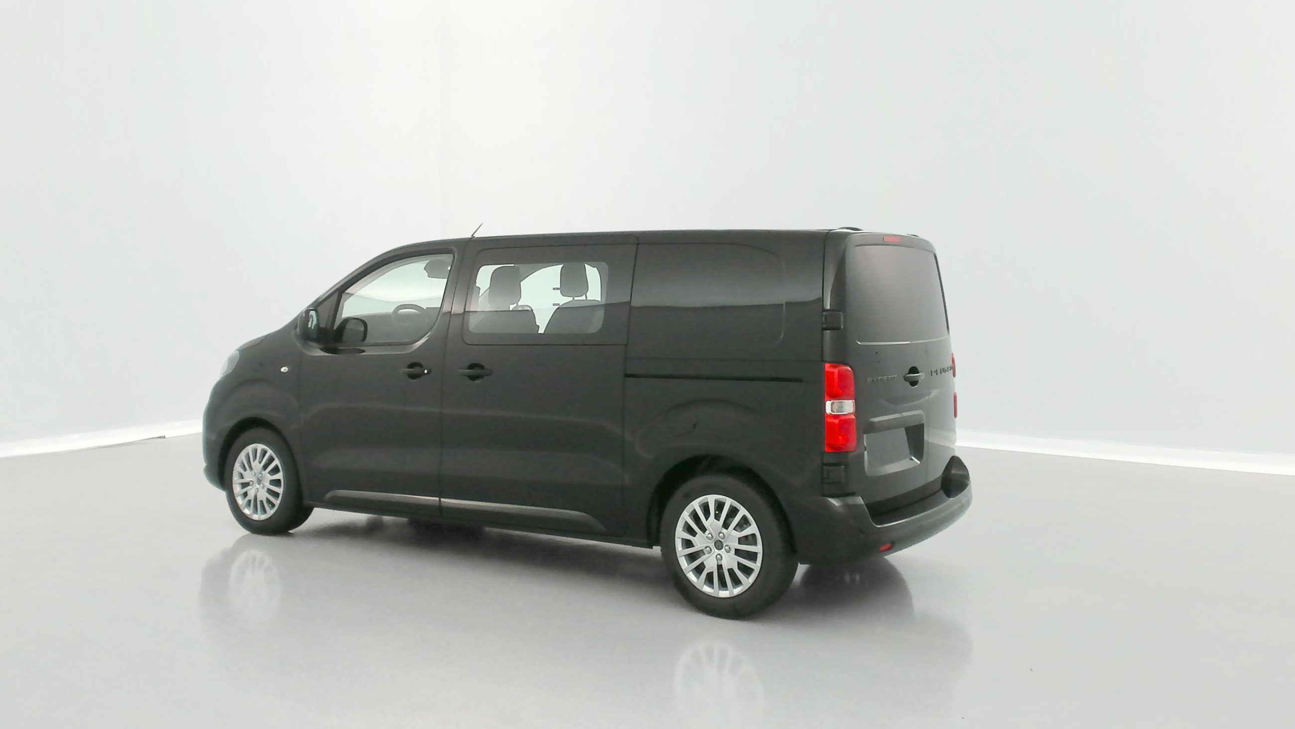 GLI00010576_p53 - PEUGEOT - EXPERT CA - 2025 - photo 21