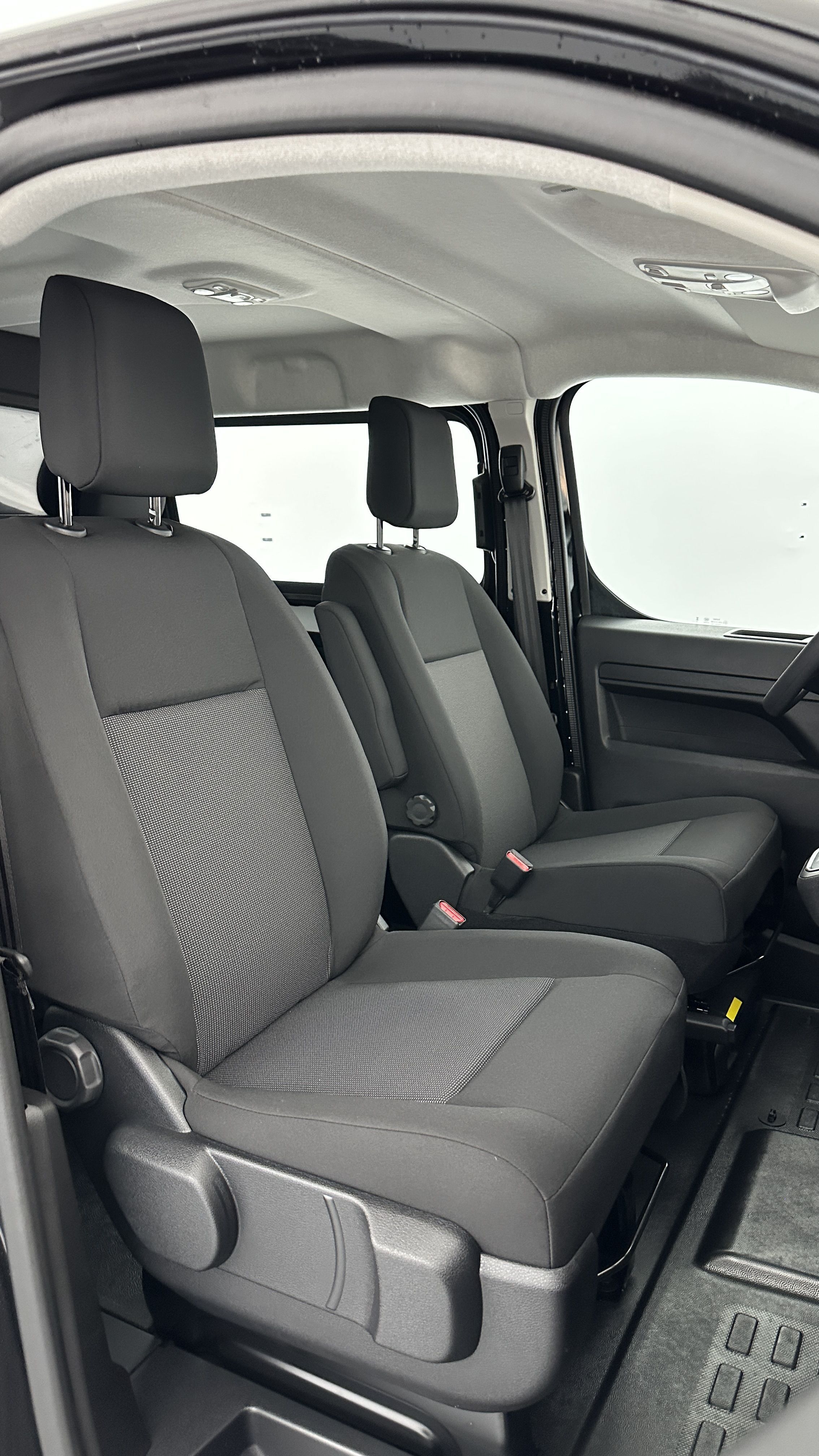 GLI00010574_p53 - PEUGEOT - EXPERT CA - 2025 - photo 13