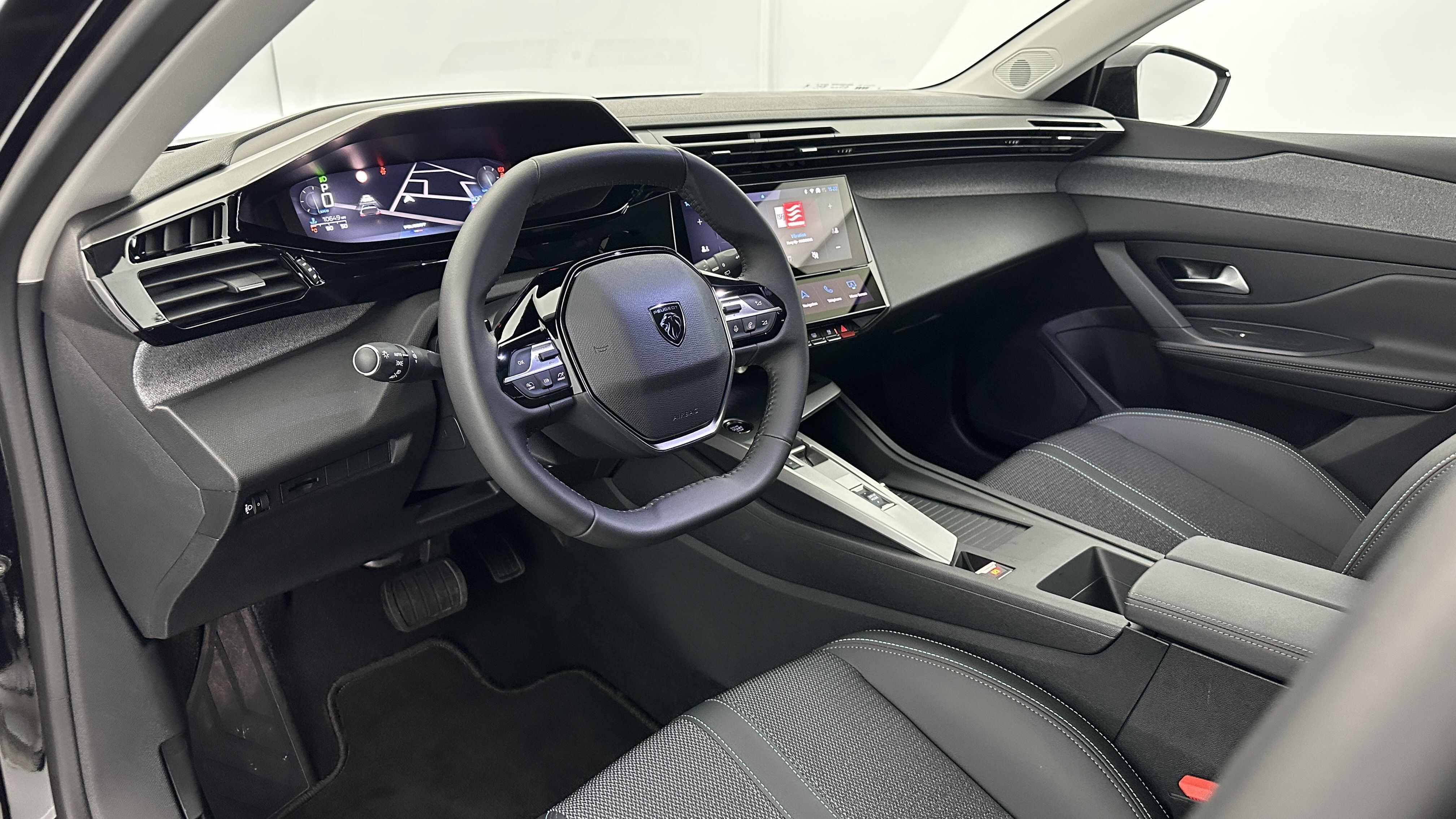 GLI00011397_p53 - PEUGEOT - 308 - 2025 - photo 6