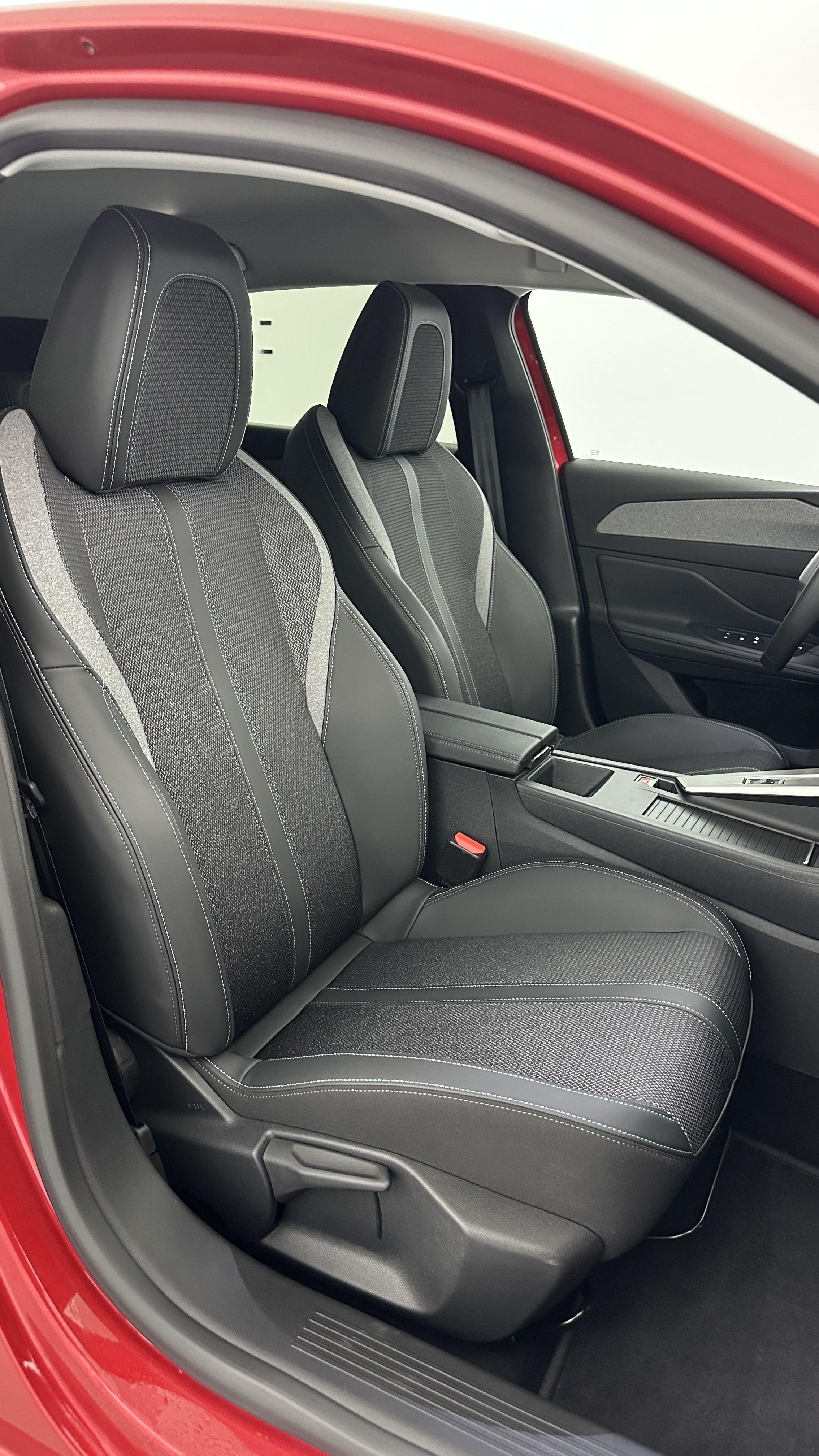 GLI00011394_p53 - PEUGEOT - 308 - 2025 - photo 17