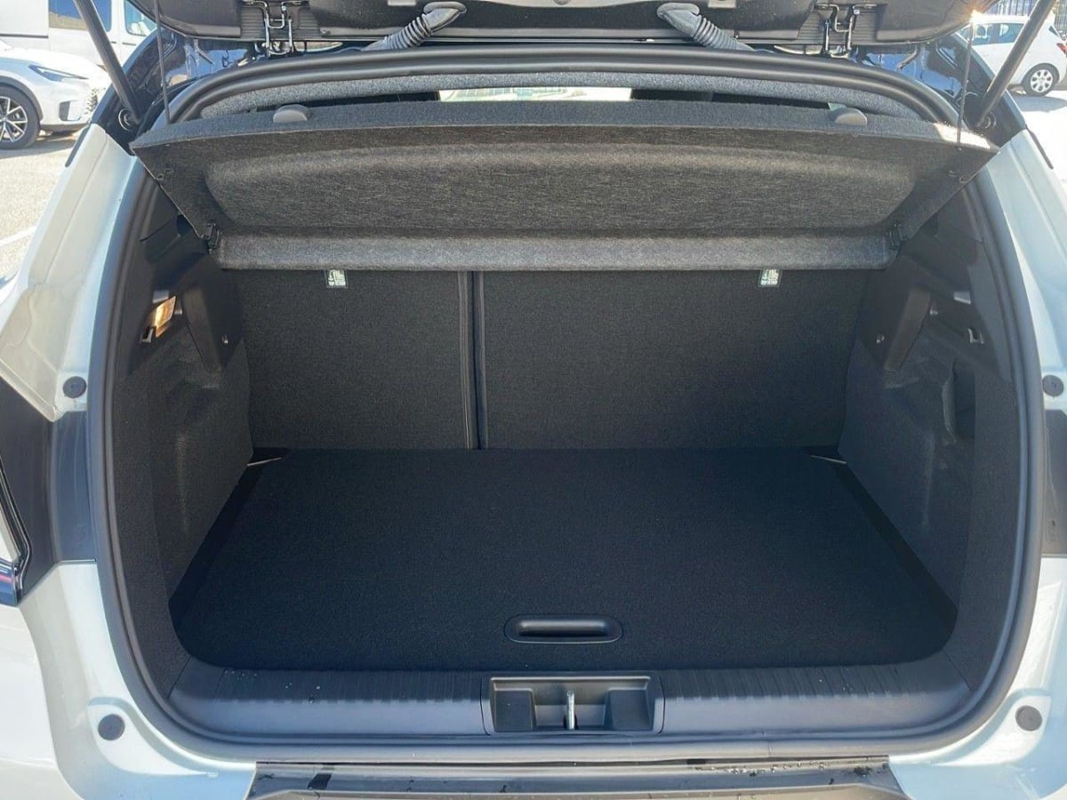 360100_p2 - RENAULT - CAPTUR - 2025 - photo 10