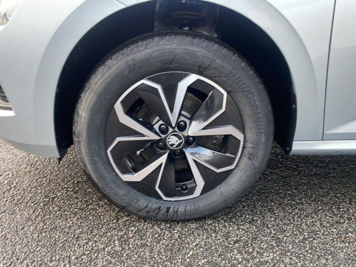 368390_p2 - SKODA - KAMIQ - 2025 - photo 8