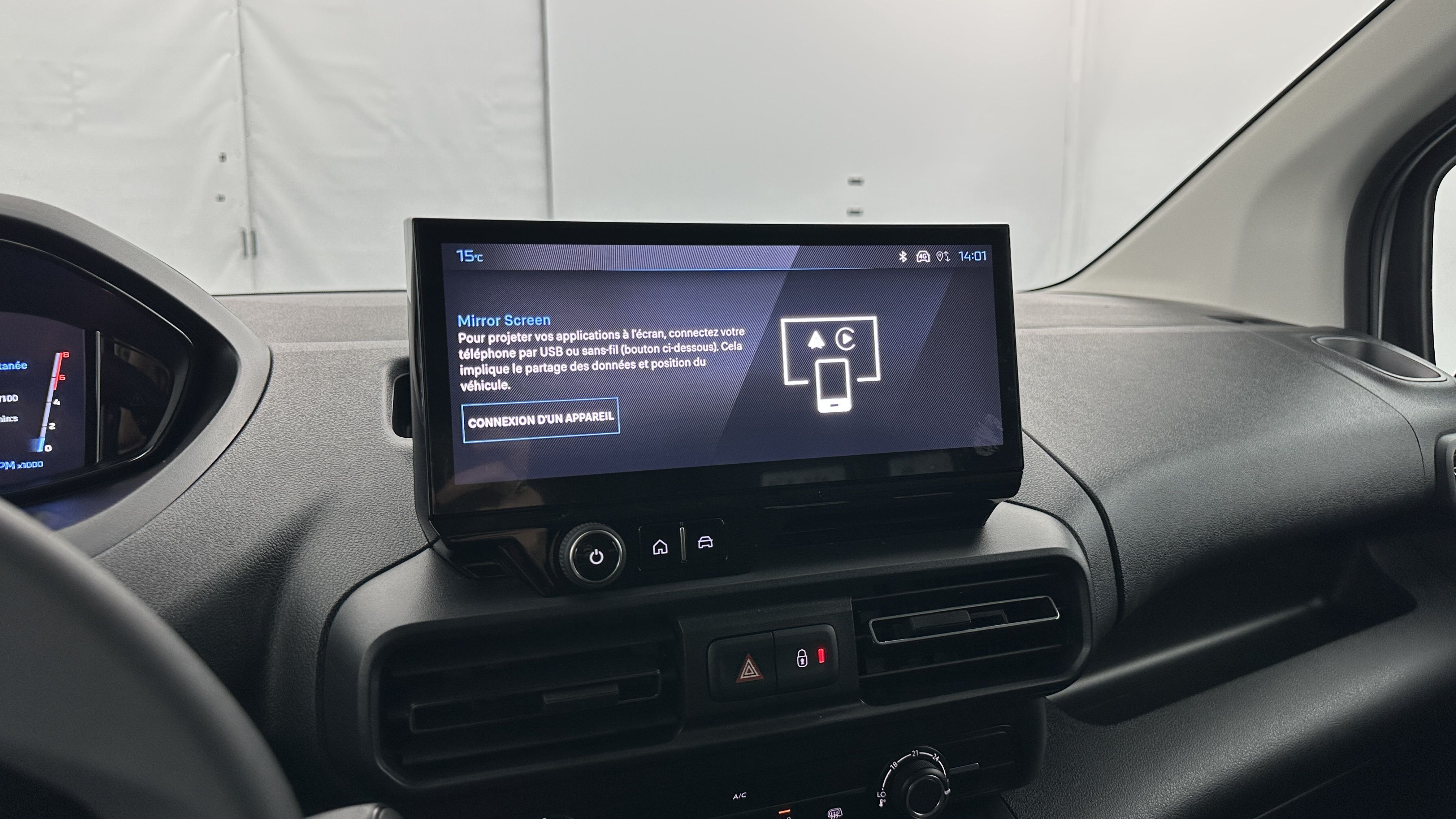 GLI00015450_p53 - PEUGEOT - PARTNER - 2025 - photo 18