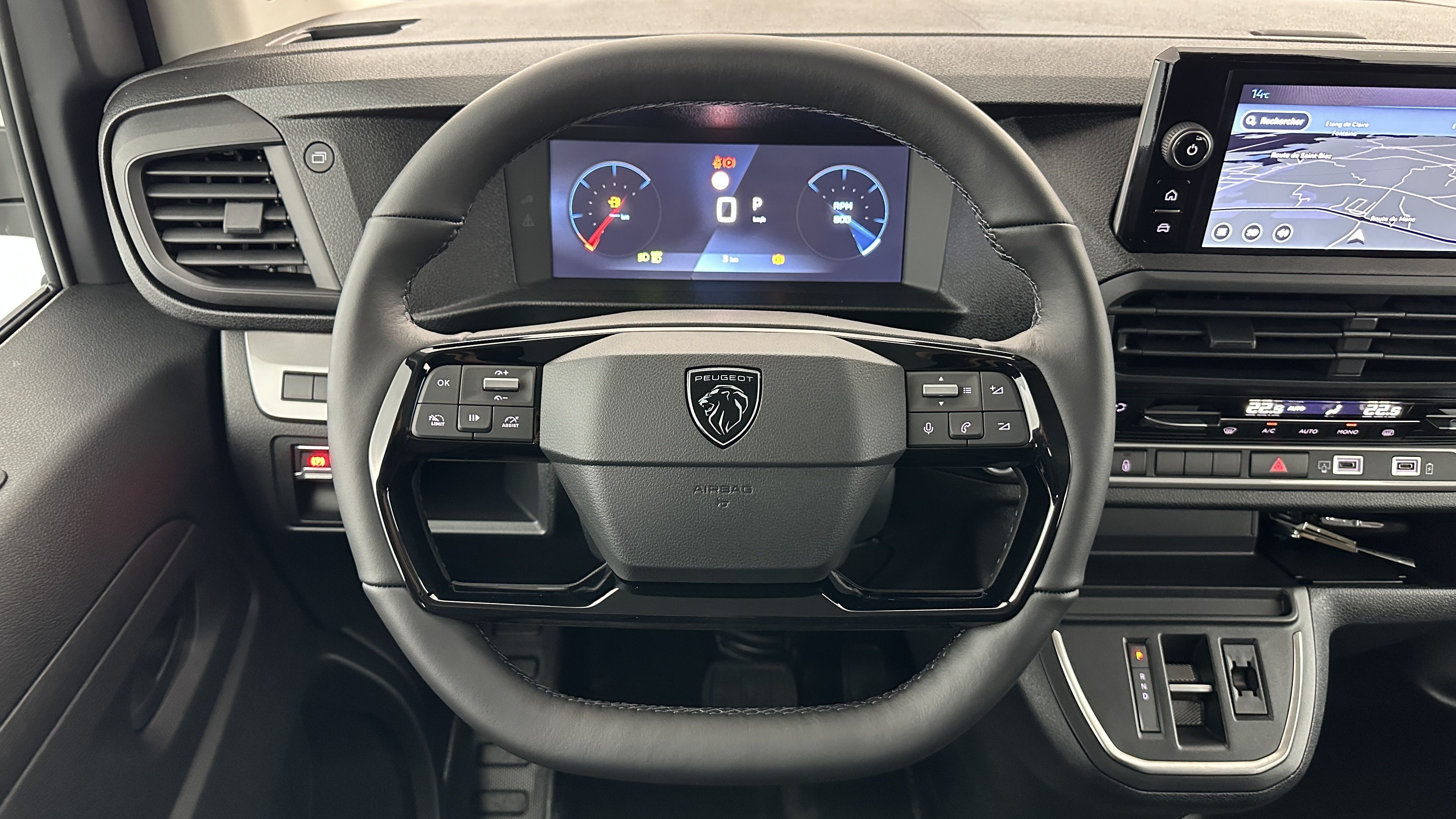 GLI00007636_p53 - PEUGEOT - EXPERT CA - 2025 - photo 11