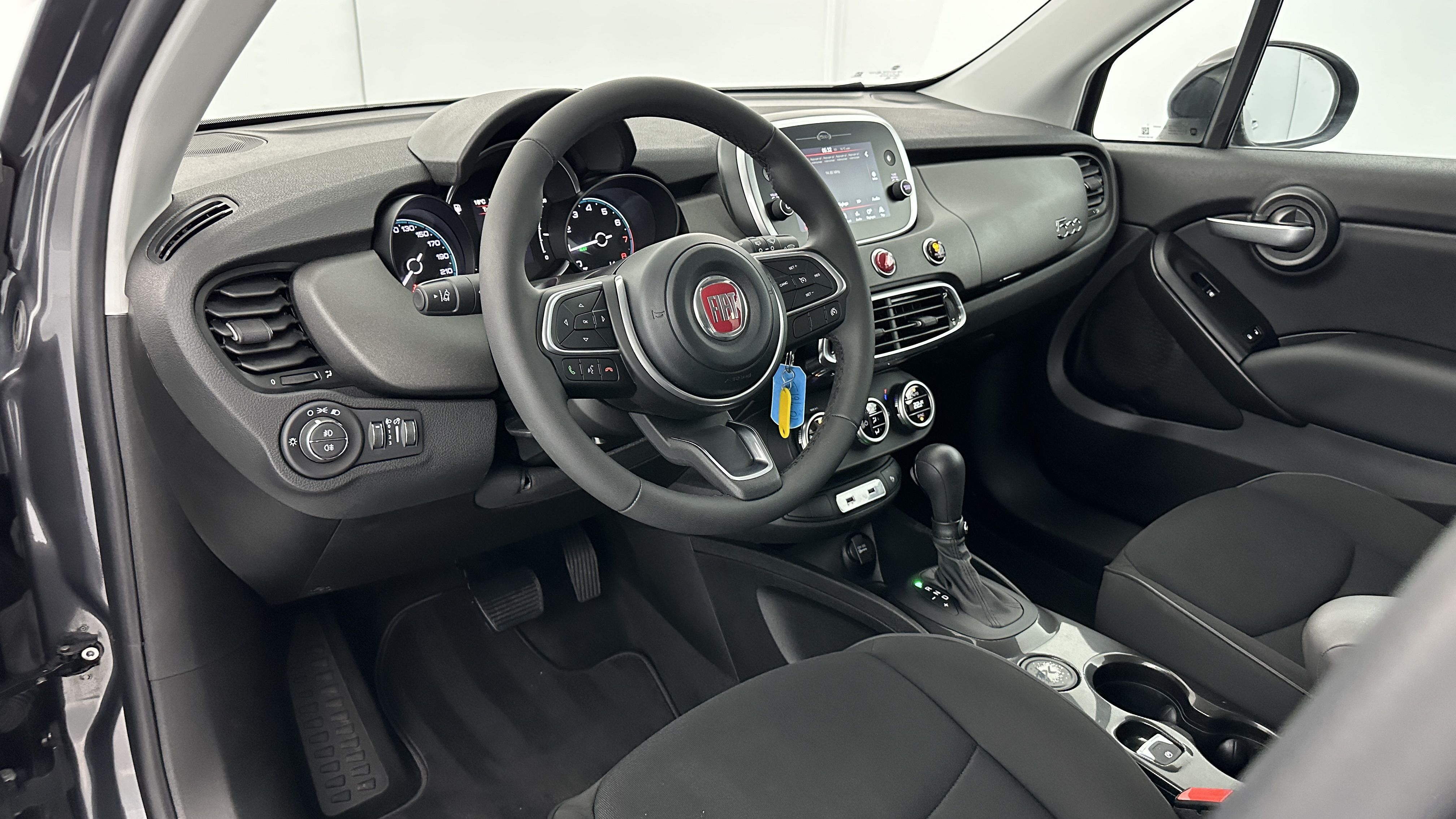 GLI00012222_p53 - FIAT - 500 X - 2023 - photo 6