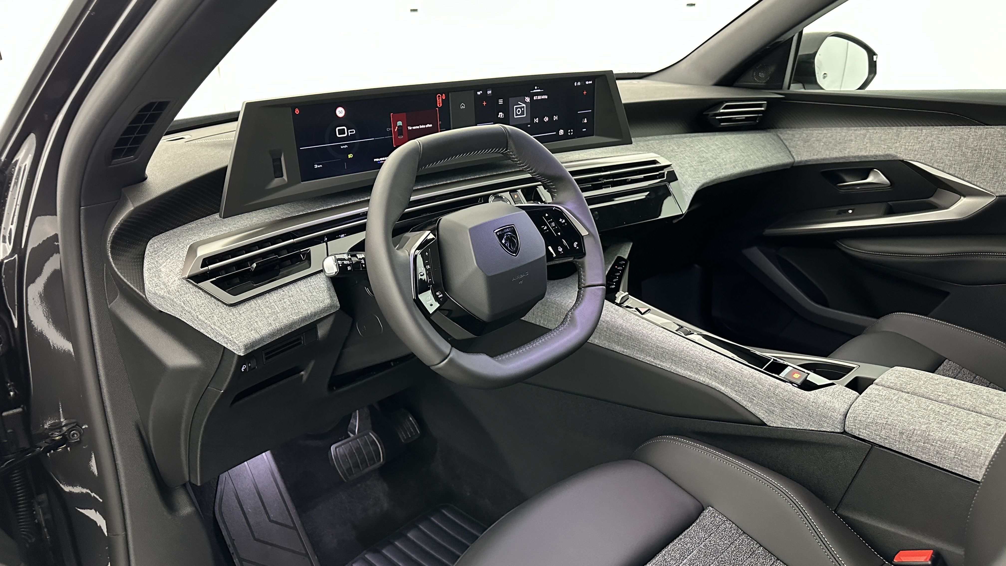 GLI00012565_p53 - PEUGEOT - 3008 - 2025 - photo 6